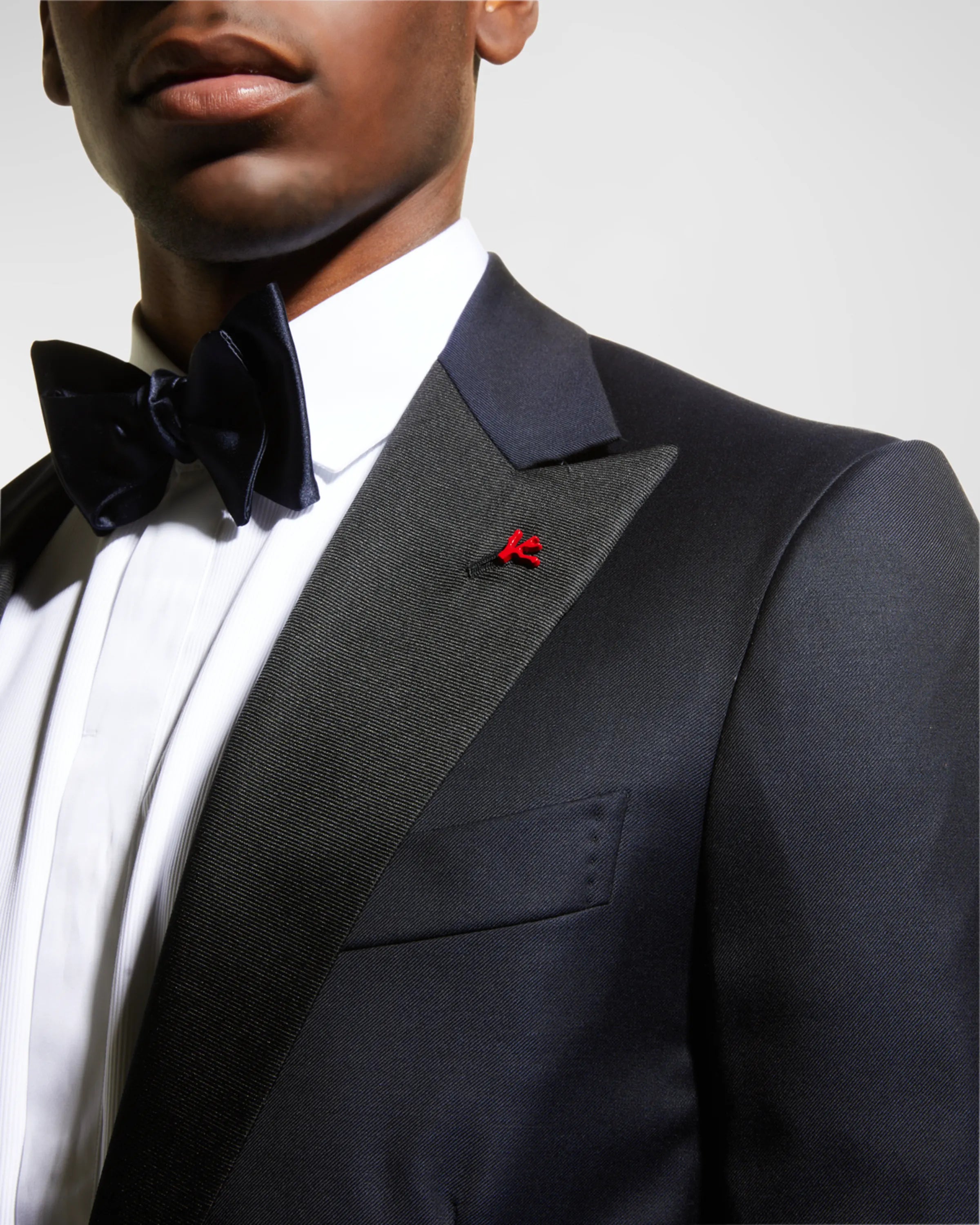 $4,595 ISAIA - "AQUASPIDER" Satin PEAK LAPEL Navy Blue Wool Tuxedo - 44L