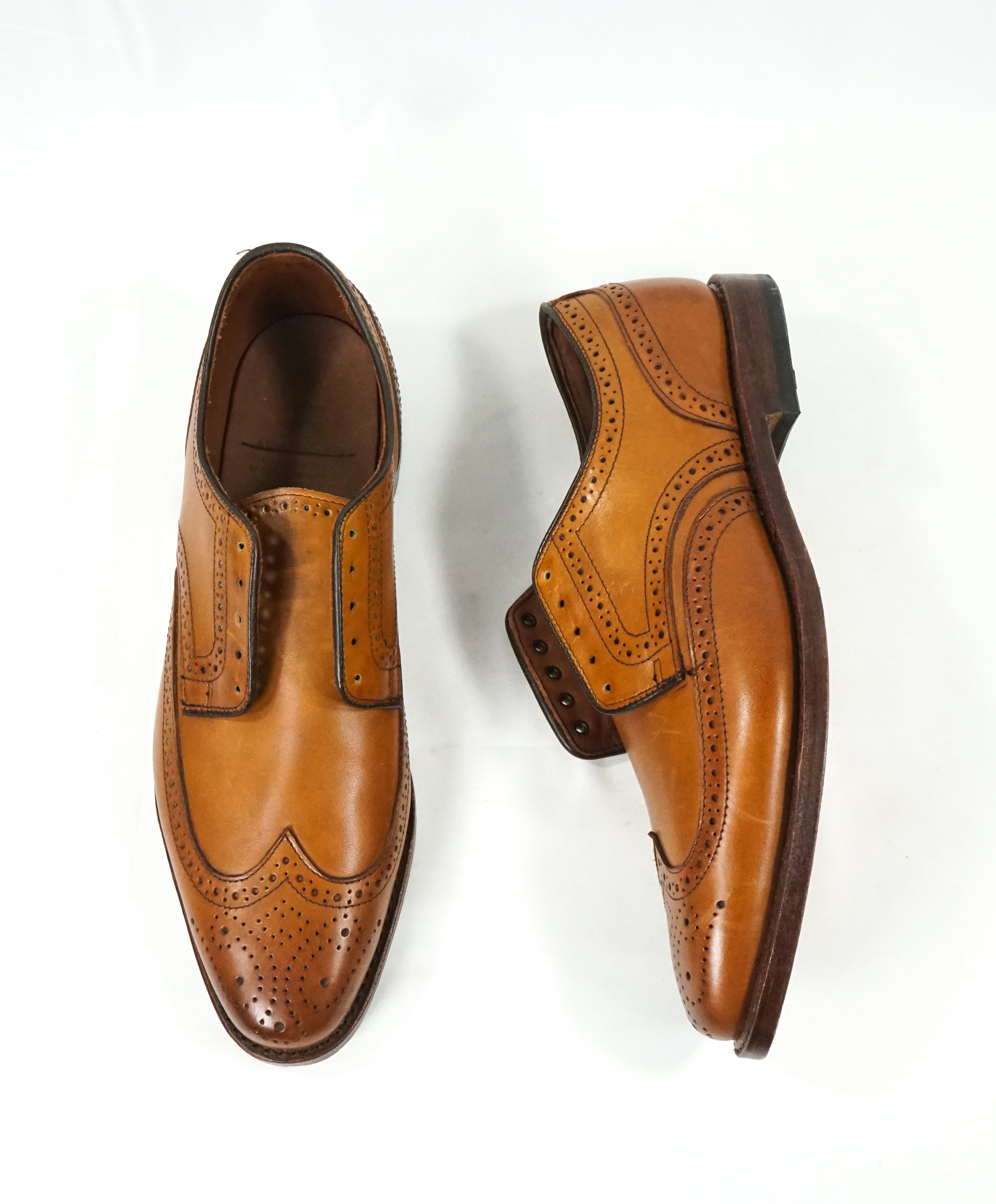 ALLEN EDMONDS - “Stuttgart” Brown Whiskey Leather Brogue Oxfords- 10.5 D