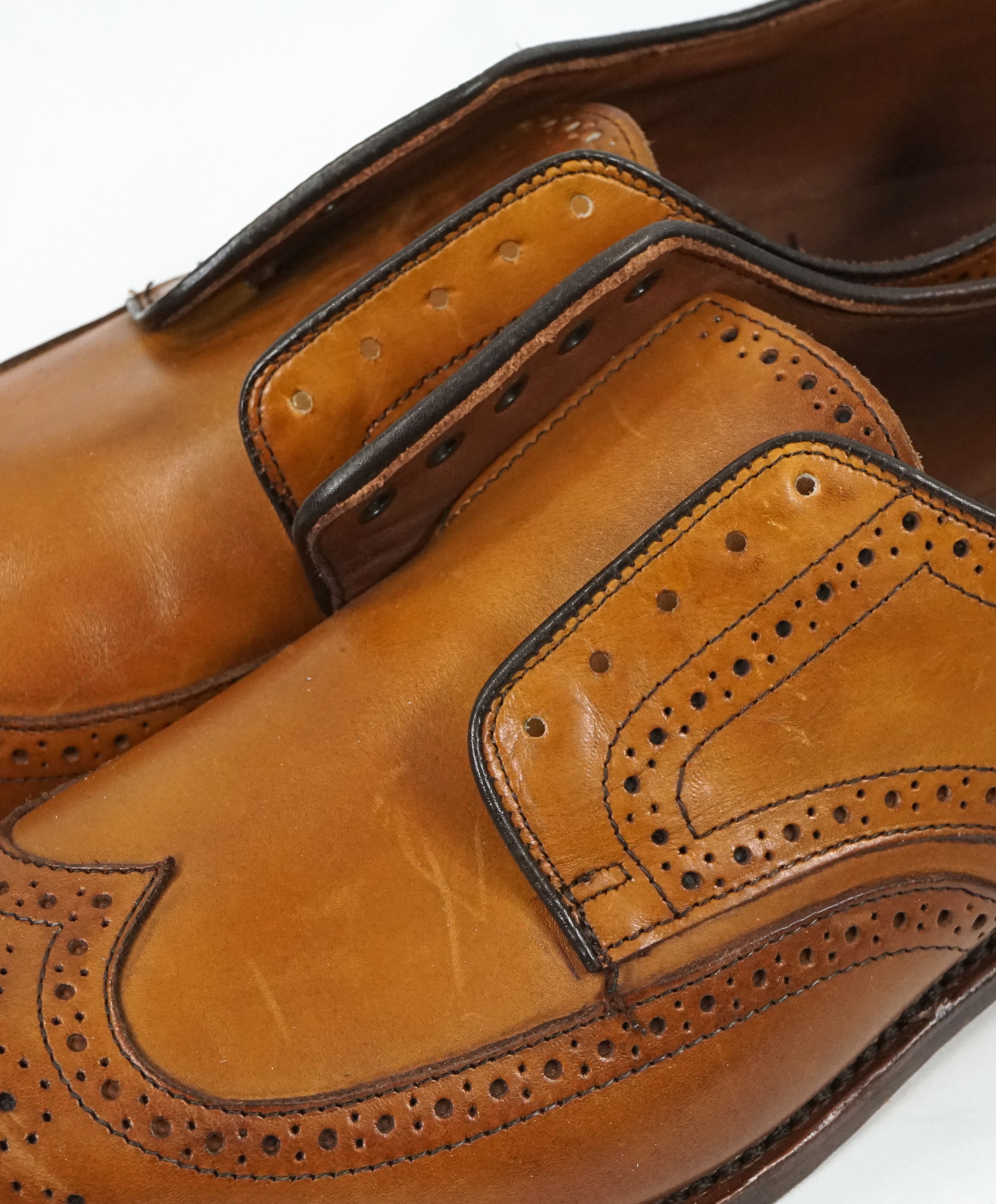 ALLEN EDMONDS - “Stuttgart” Brown Whiskey Leather Brogue Oxfords- 10.5 D