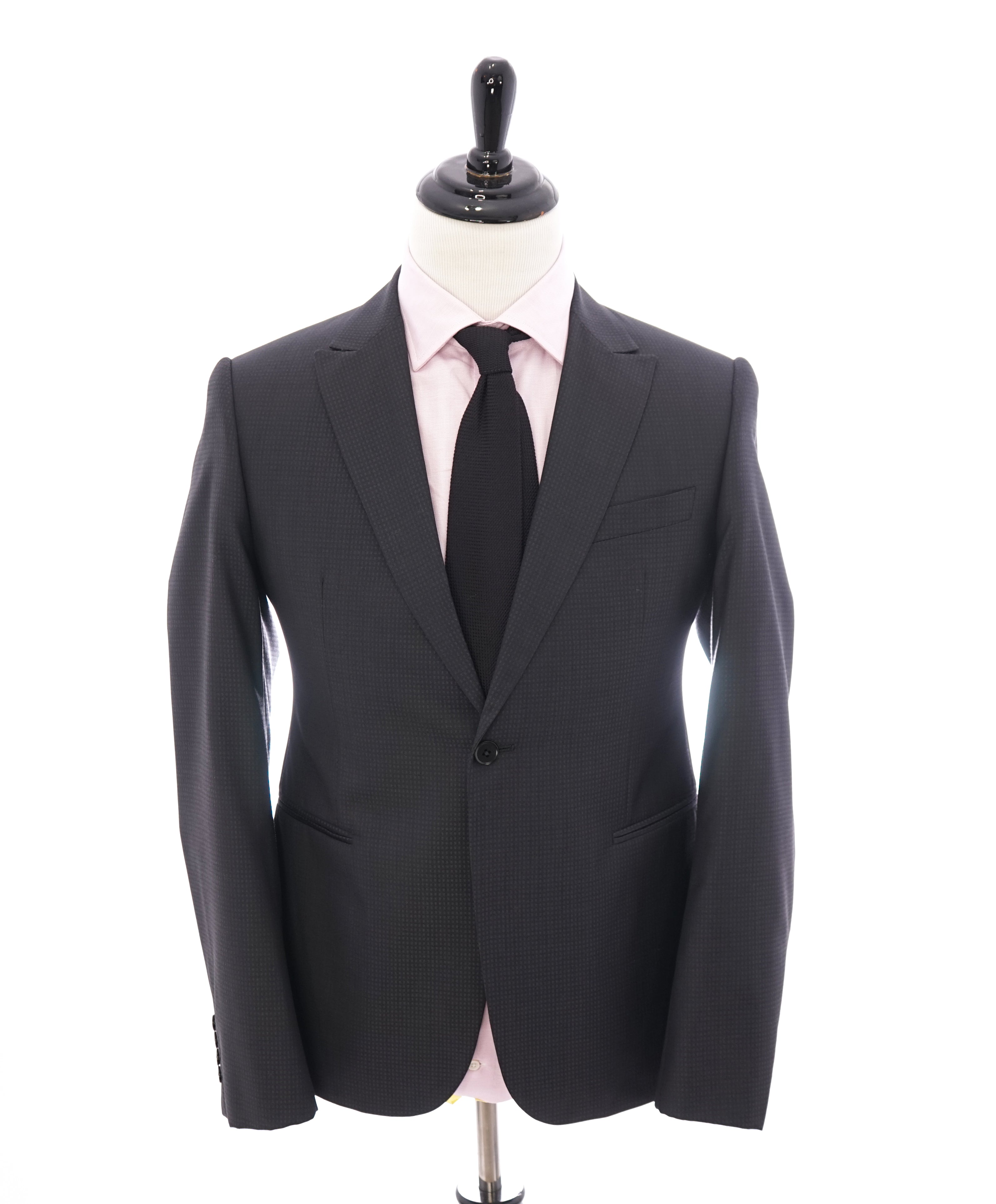 ARMANI COLLEZIONI - “M Line” Slim Gray Geometric Check 1-Button Suit - 40R