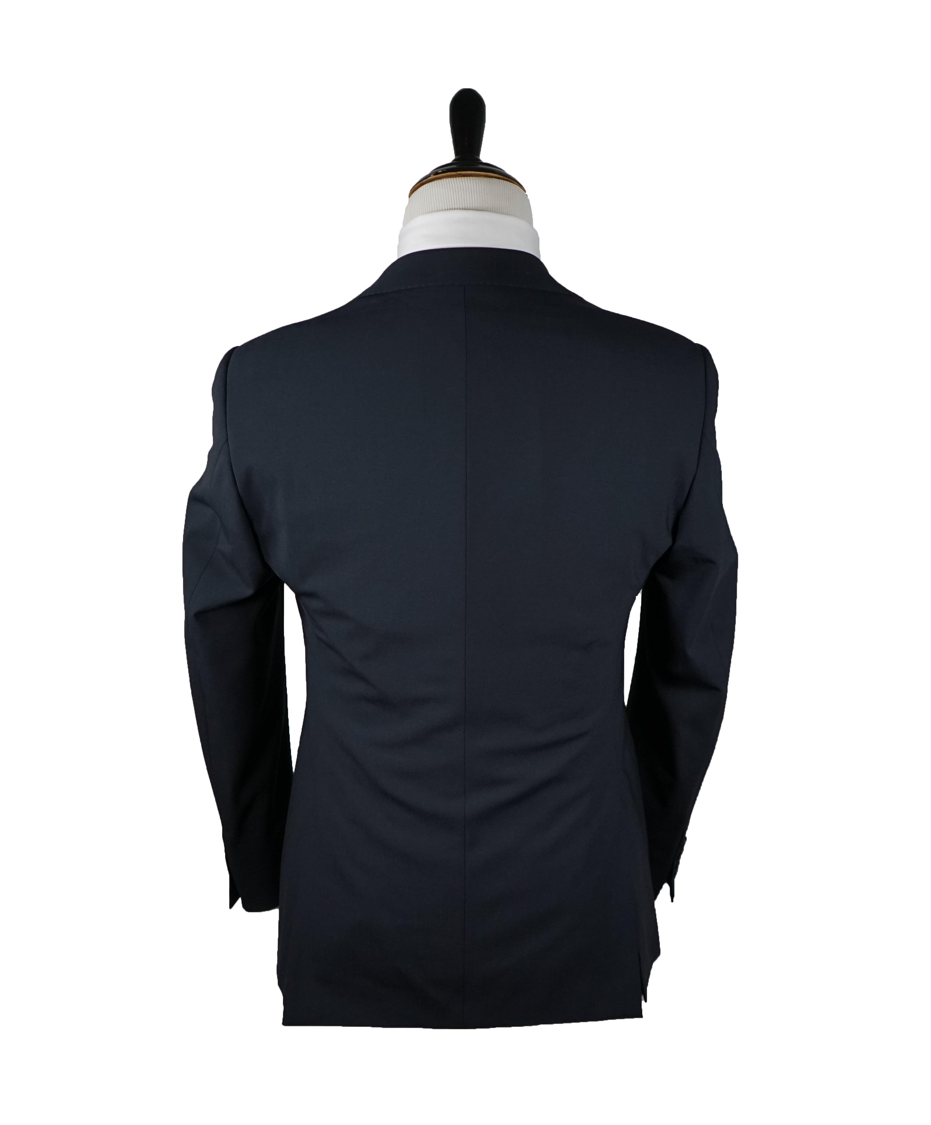 ARMANI COLLEZIONI - “G Line” Natural Stretch Navy Notch Lapel Suit - 38S