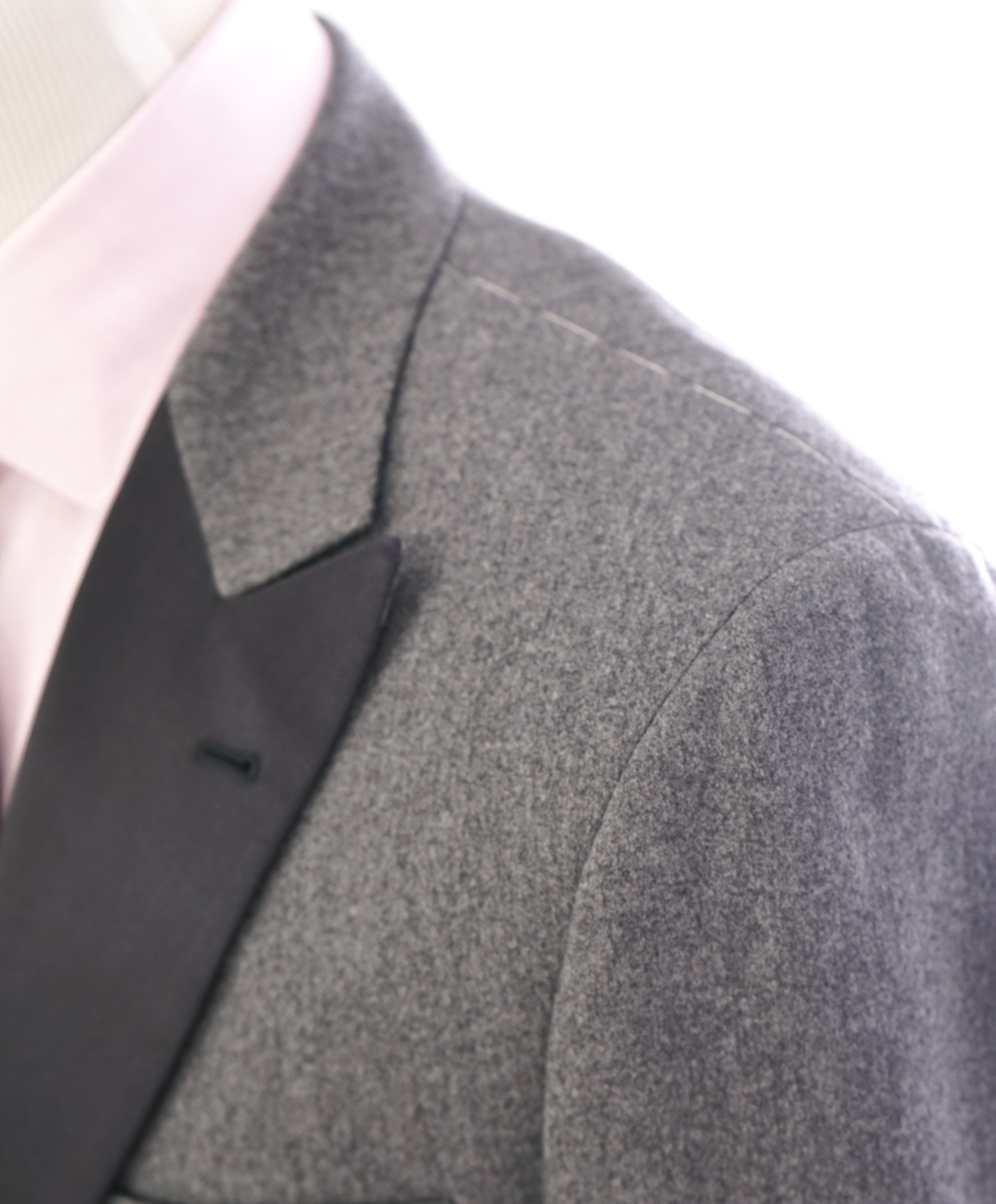 BRUNELLO CUCINELLI - Gray & Black CASHMERE/Wool/Silk Flannel Dinner Jacket- 40R