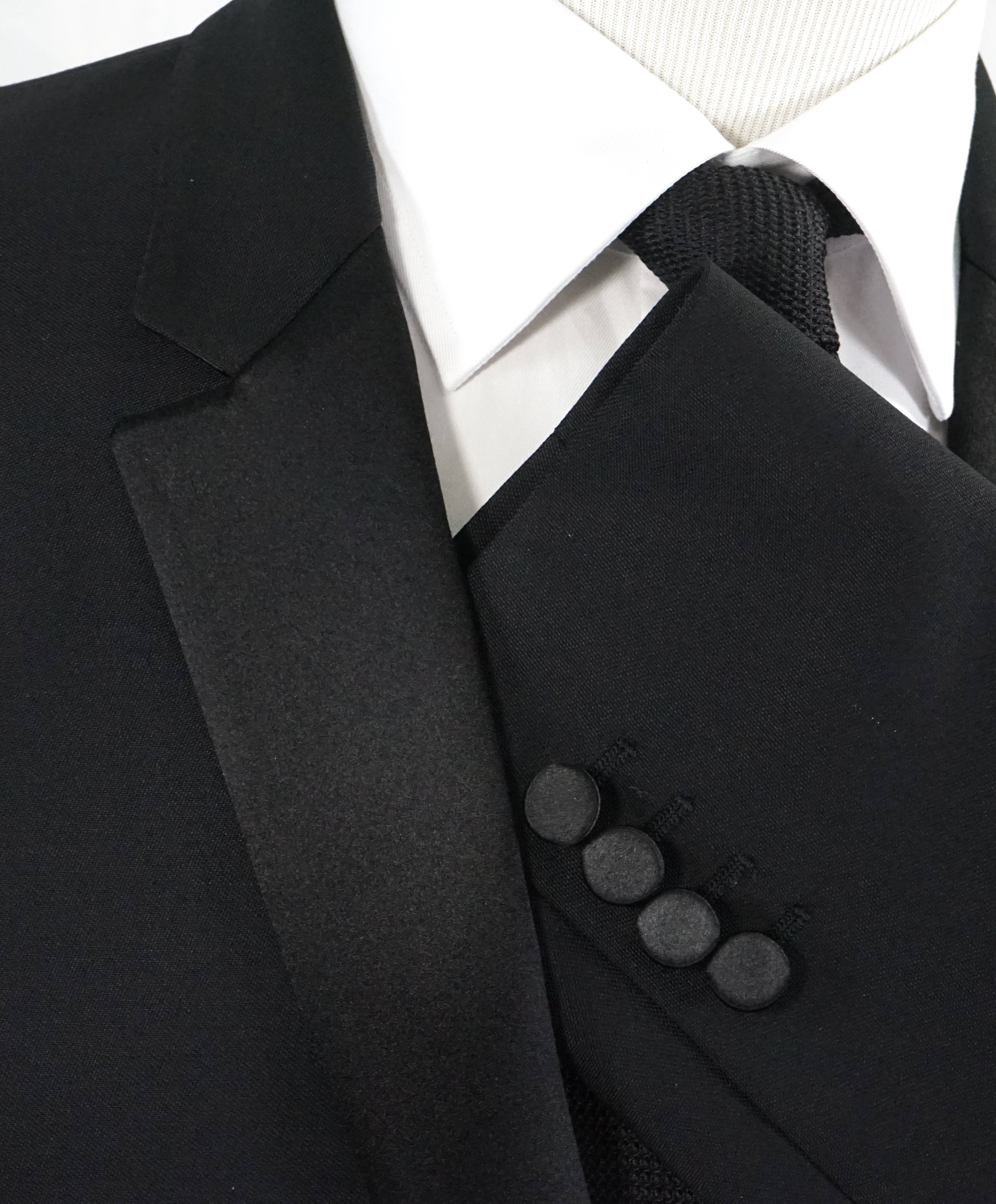 BURBERRY LONDON - Made In Italy Wool & Mohair Tuxedo Suit - 44R