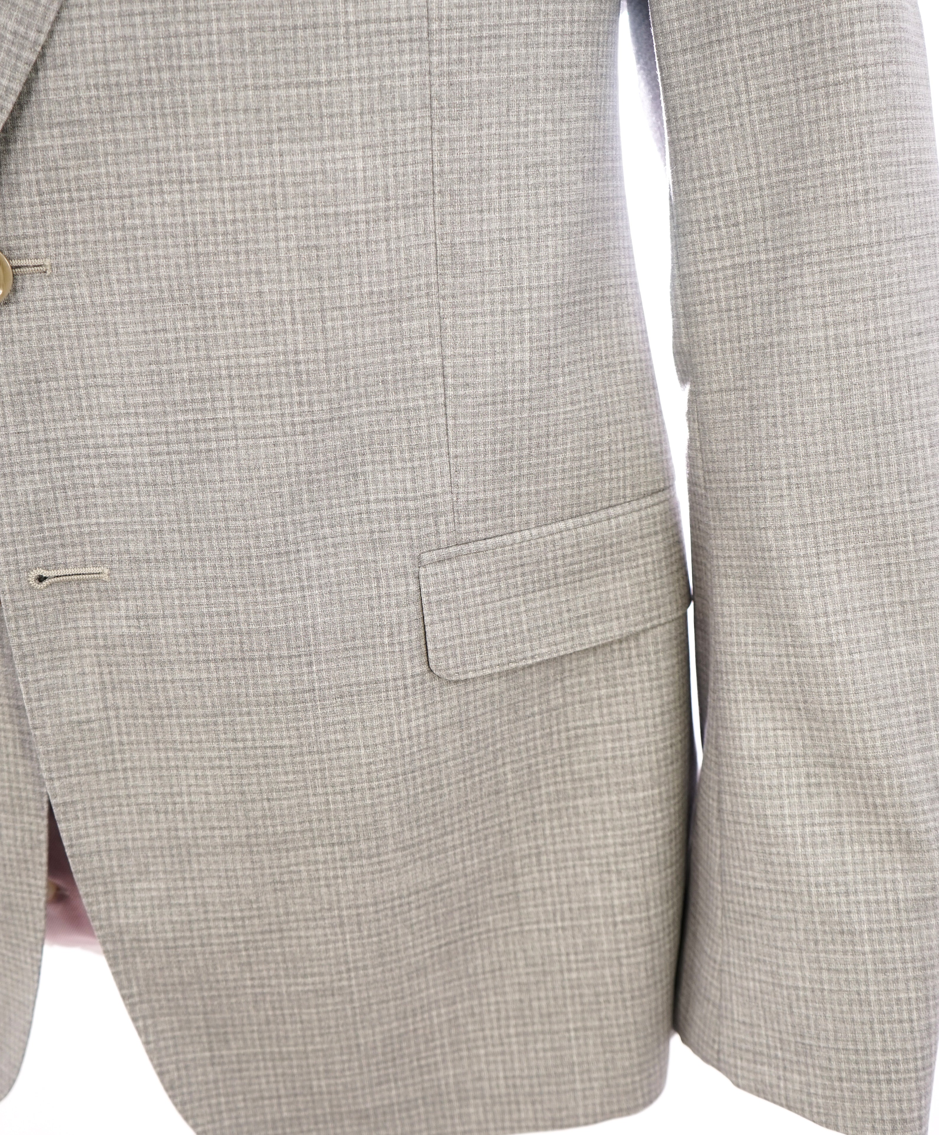 ARMANI COLLEZIONI - “S Line” Slim Check Plaid Neutral Beige Blazer - 42R