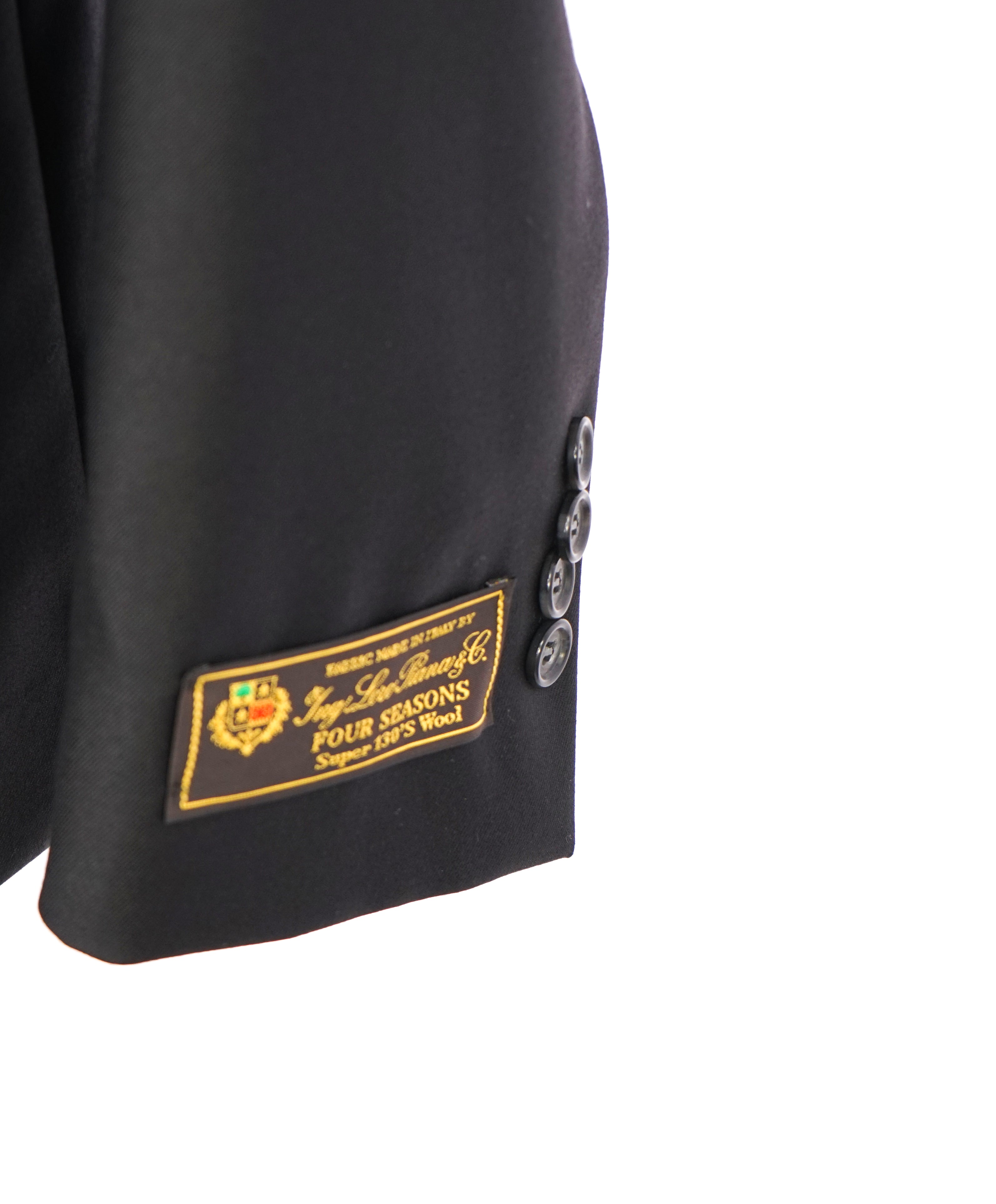 $995 LORO PIANA - MOVIMENTO “Four Seasons” 130s Black Blazer- 42L