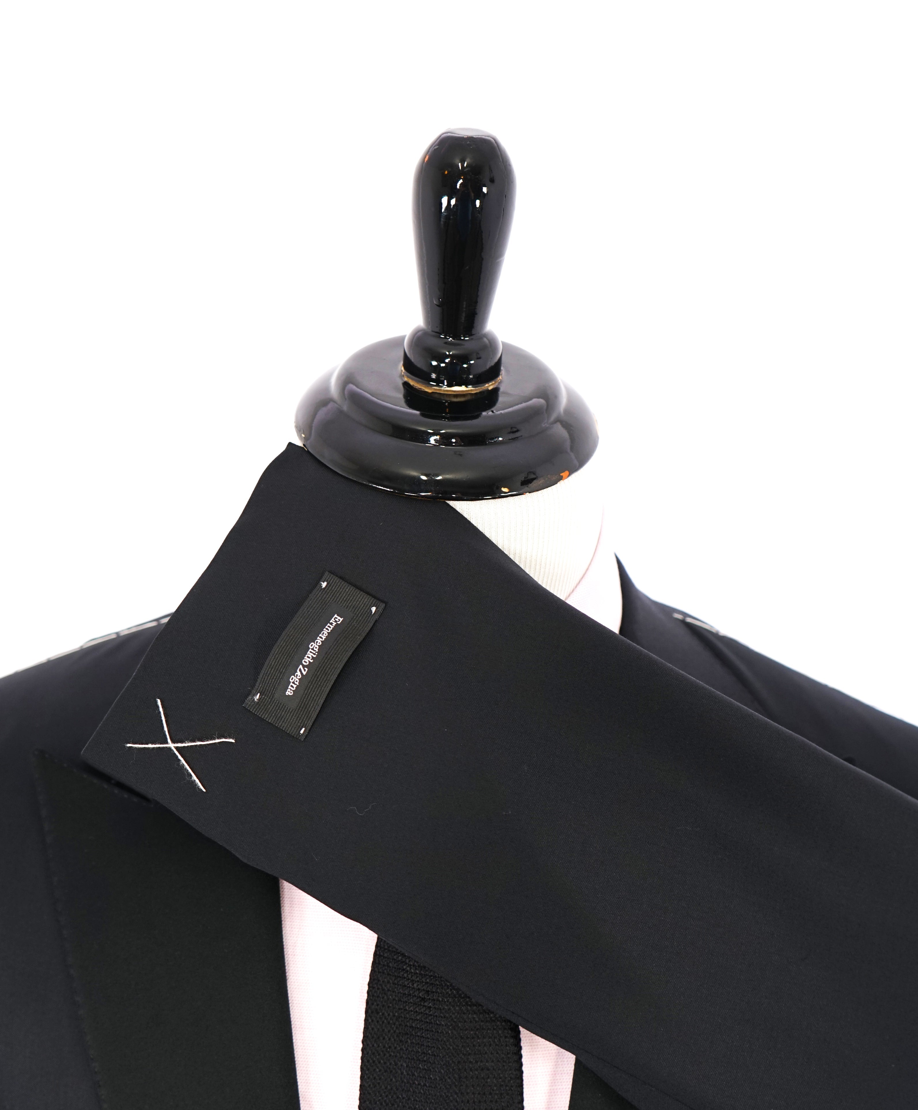 ERMENEGILDO ZEGNA -"MICRONSPHERE MILA" PEAK LAPEL Black Tuxedo - 42S
