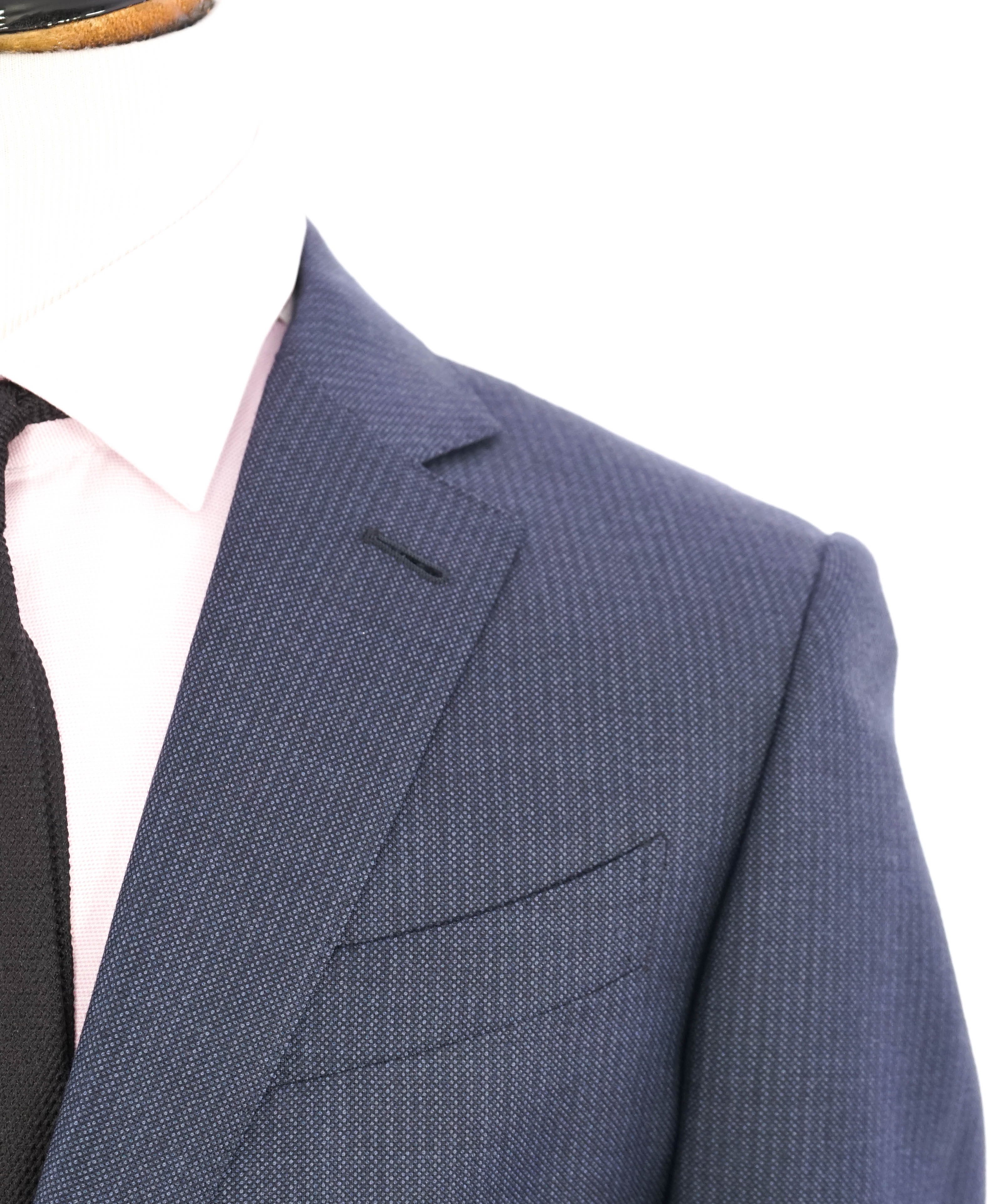 ERMENEGILDO ZEGNA - "TROFEO" Mila Blue Textured Birdseye Premium Suit - 42R