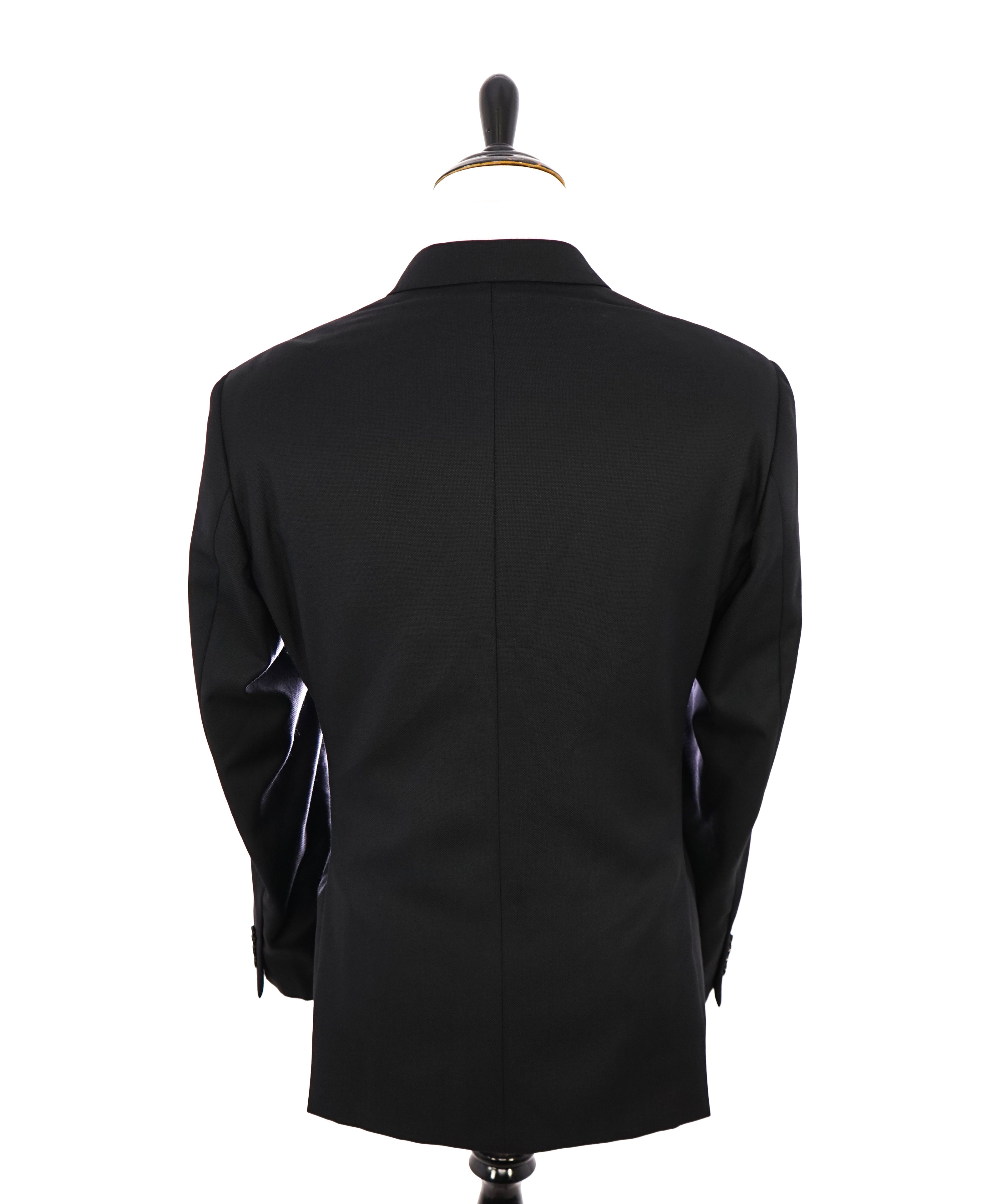 ARMANI COLLEZIONI - "G Line" Slim Modern Black Notch Lapel Suit - 40R