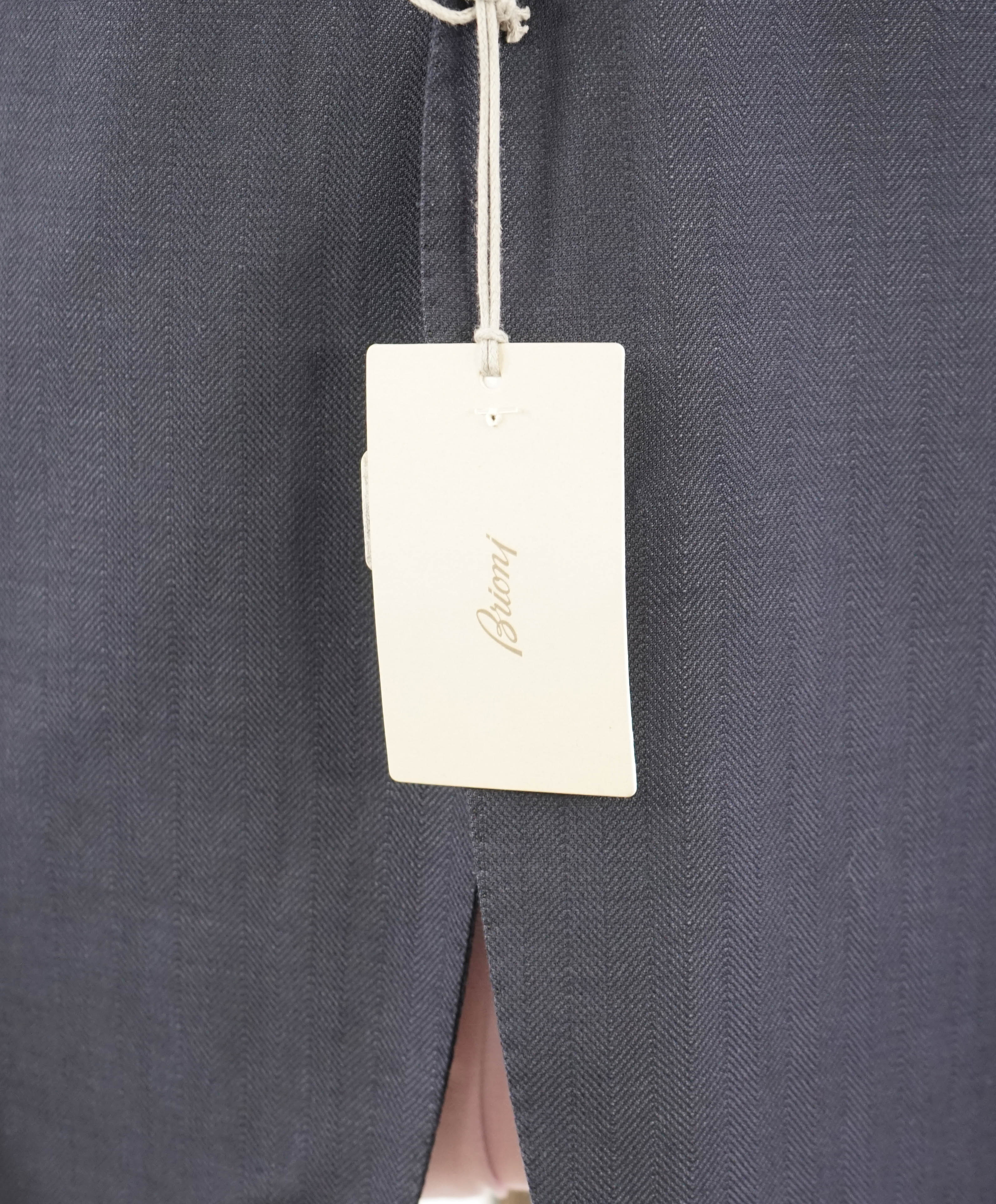 BRIONI - "BRUNICO" Blue Herringbone Wool/Silk/Linen Blazer Made In Italy - 50R