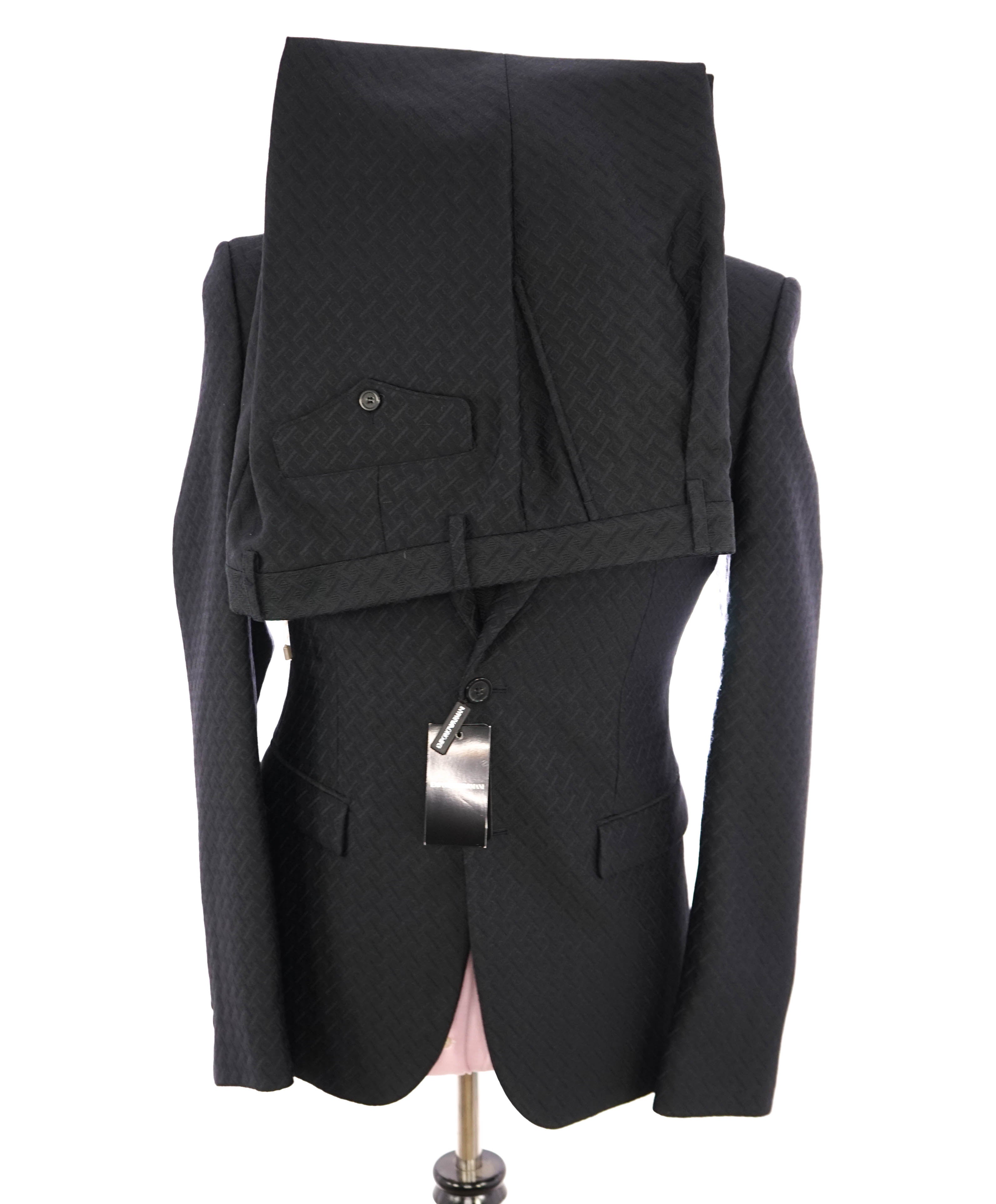 EMPORIO ARMANI - Black Geometric Textured Weave UNIQUE PREMIUM Suit - 40R