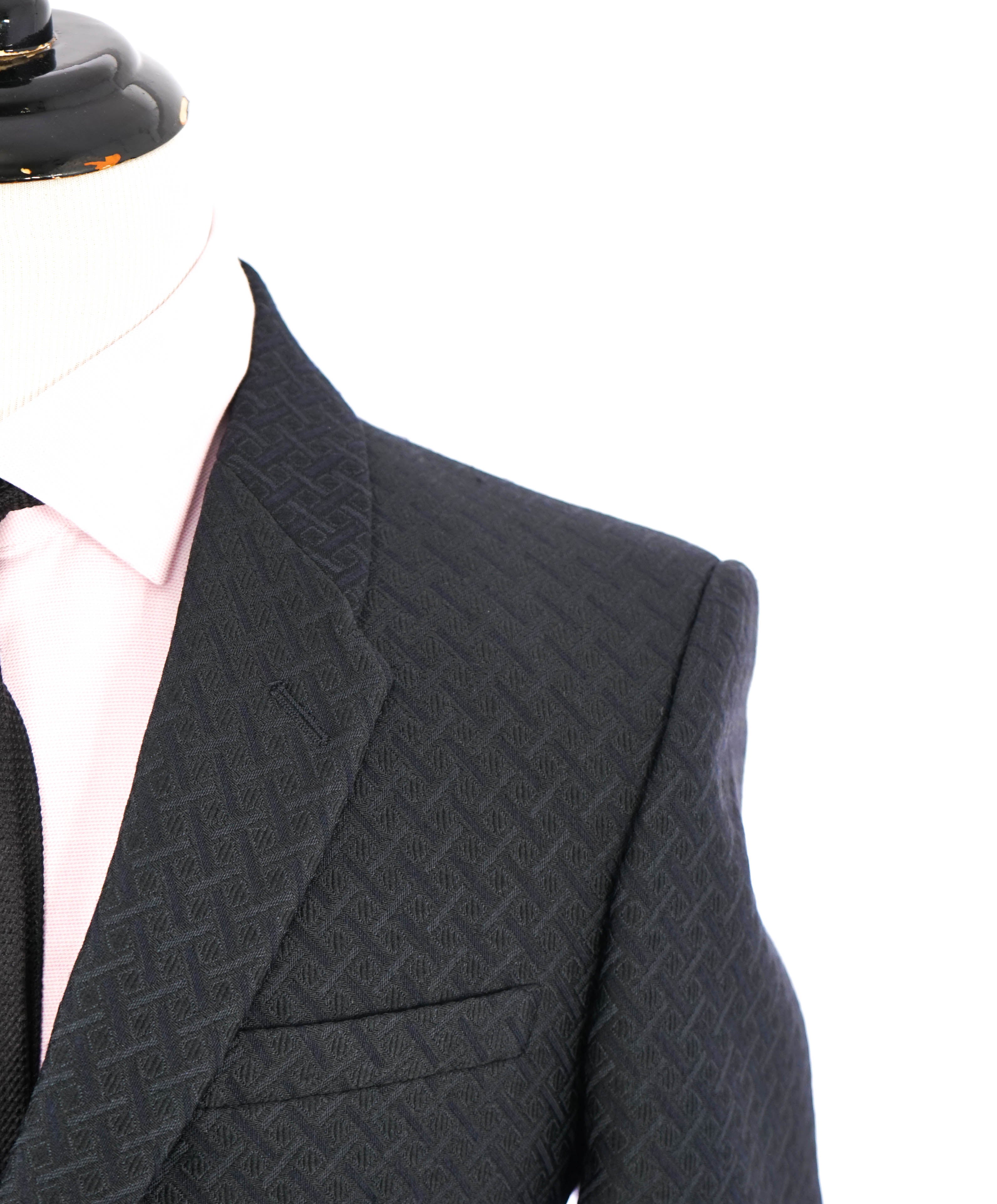 EMPORIO ARMANI - Black Geometric Textured Weave UNIQUE PREMIUM Suit - 40R