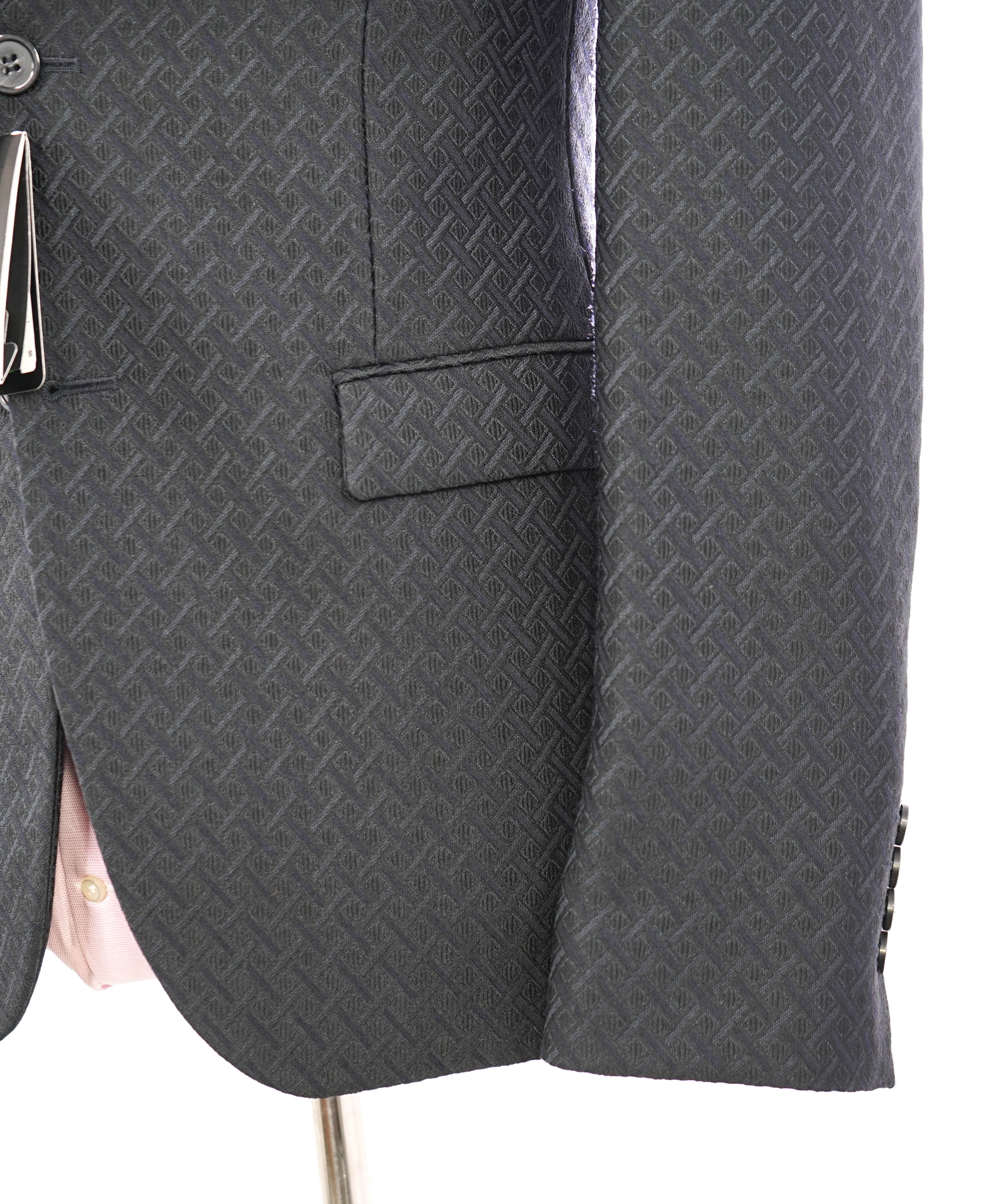 EMPORIO ARMANI - Black Geometric Textured Weave UNIQUE PREMIUM Suit - 40R