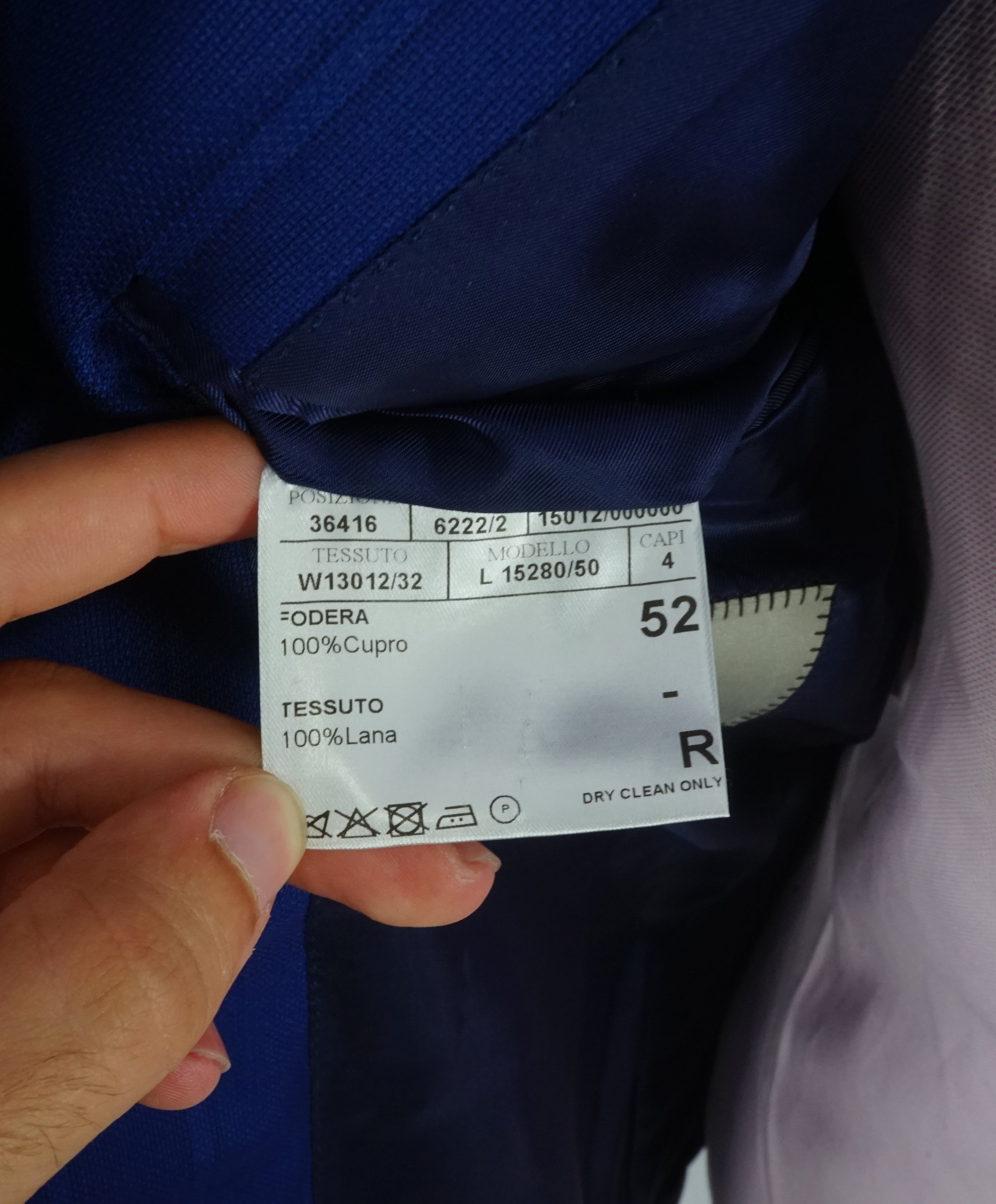 CANALI -"TRAVEL Collection" ROYAL BLUE CHALK STRIPE Oxford Weave Suit - 42R