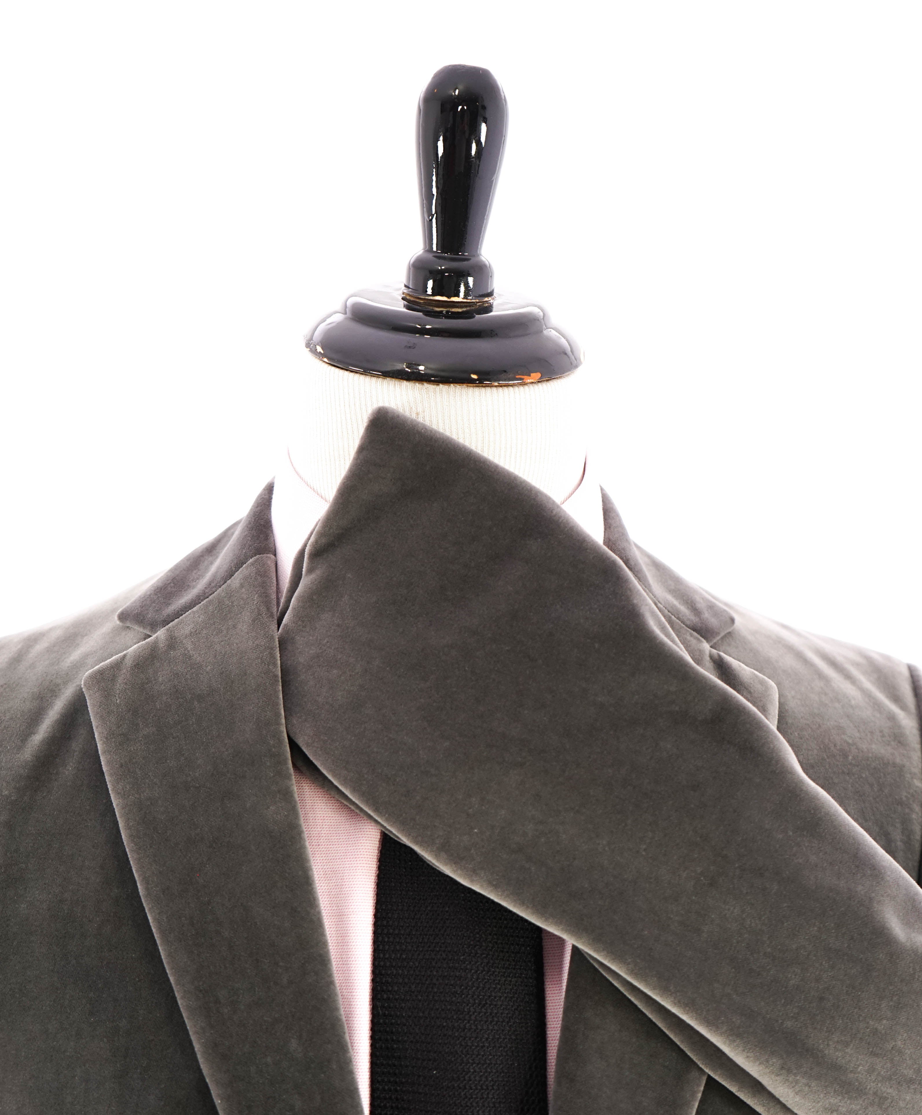 RALPH LAUREN PURPLE LABEL - *VELVET* Gray Solid Notch Lapel Blazer - 36S