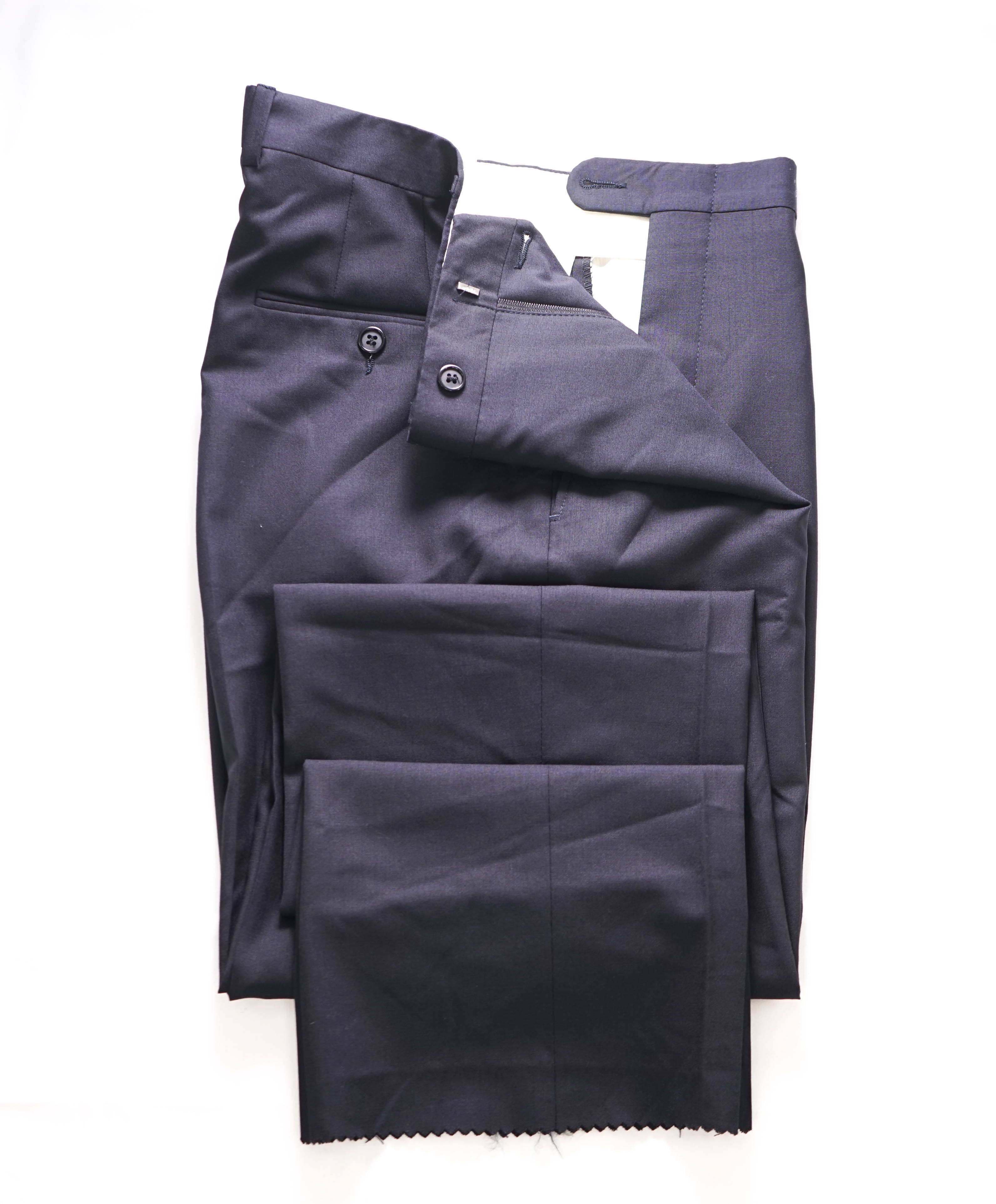 HICKEY FREEMAN - Black *CLOSET STAPLE* Wool Flat Front Dress Pants - 32W