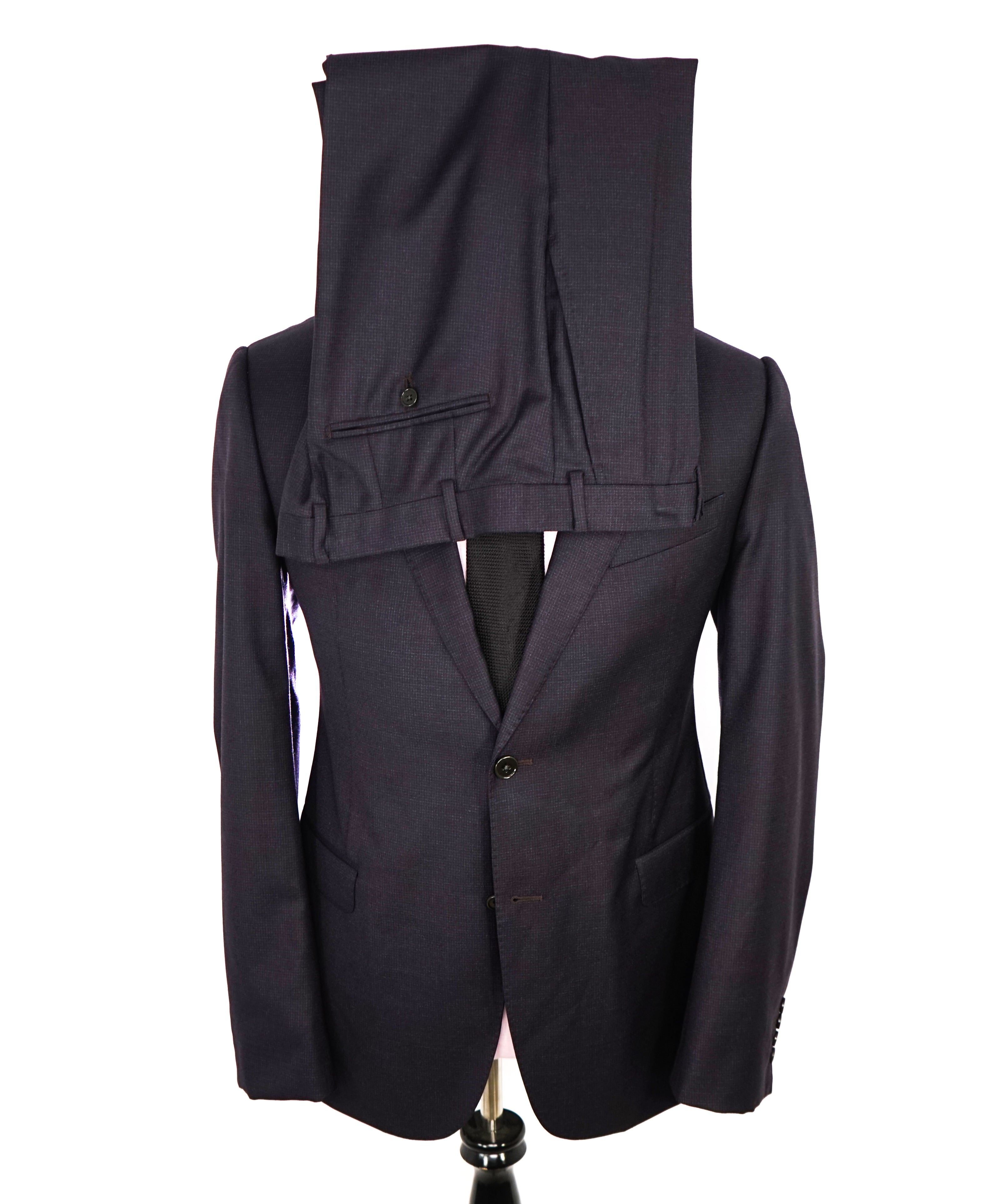 ARMANI COLLEZIONI - "M Line" Burgundy Check Peak Lapel Suit - 42L