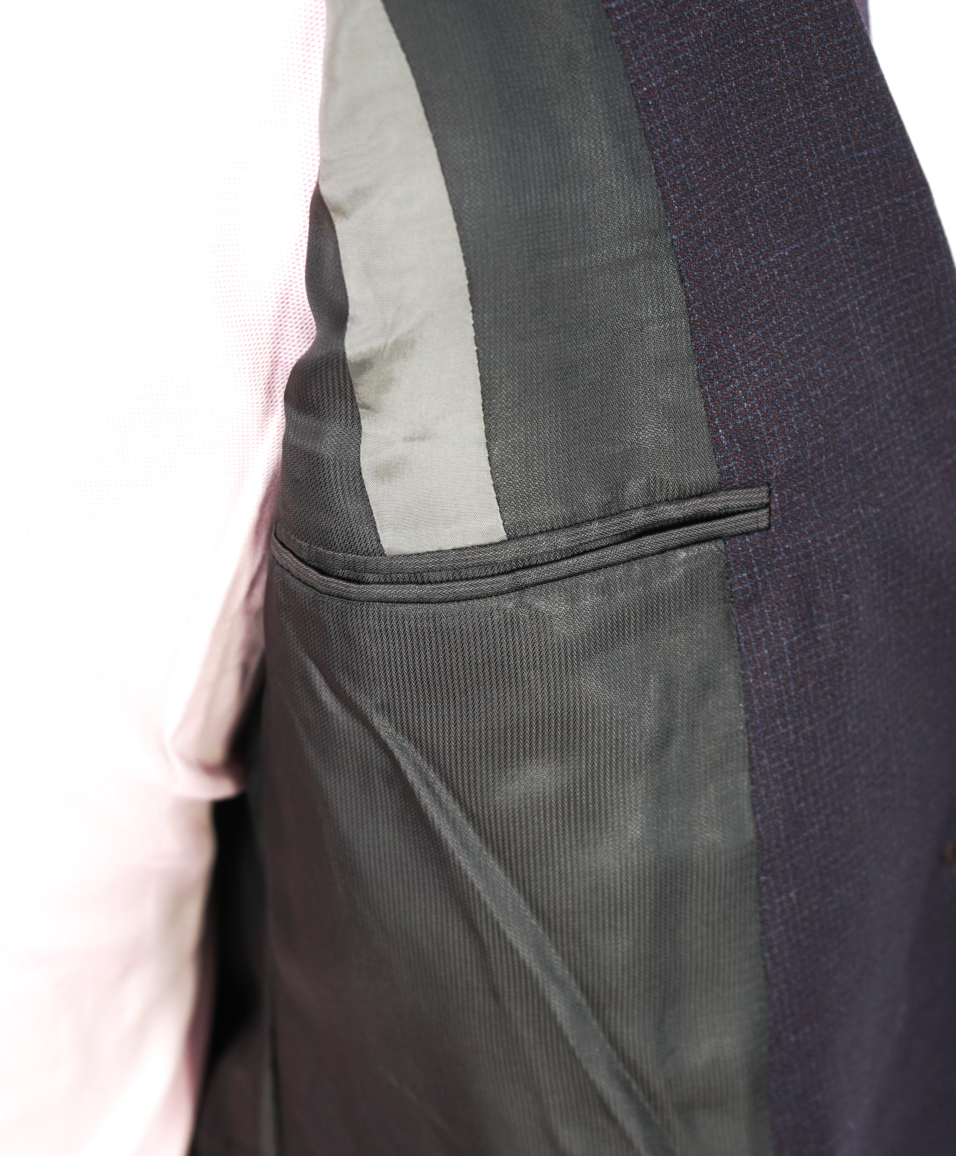 ARMANI COLLEZIONI - "M Line" Burgundy Check Peak Lapel Suit - 42L