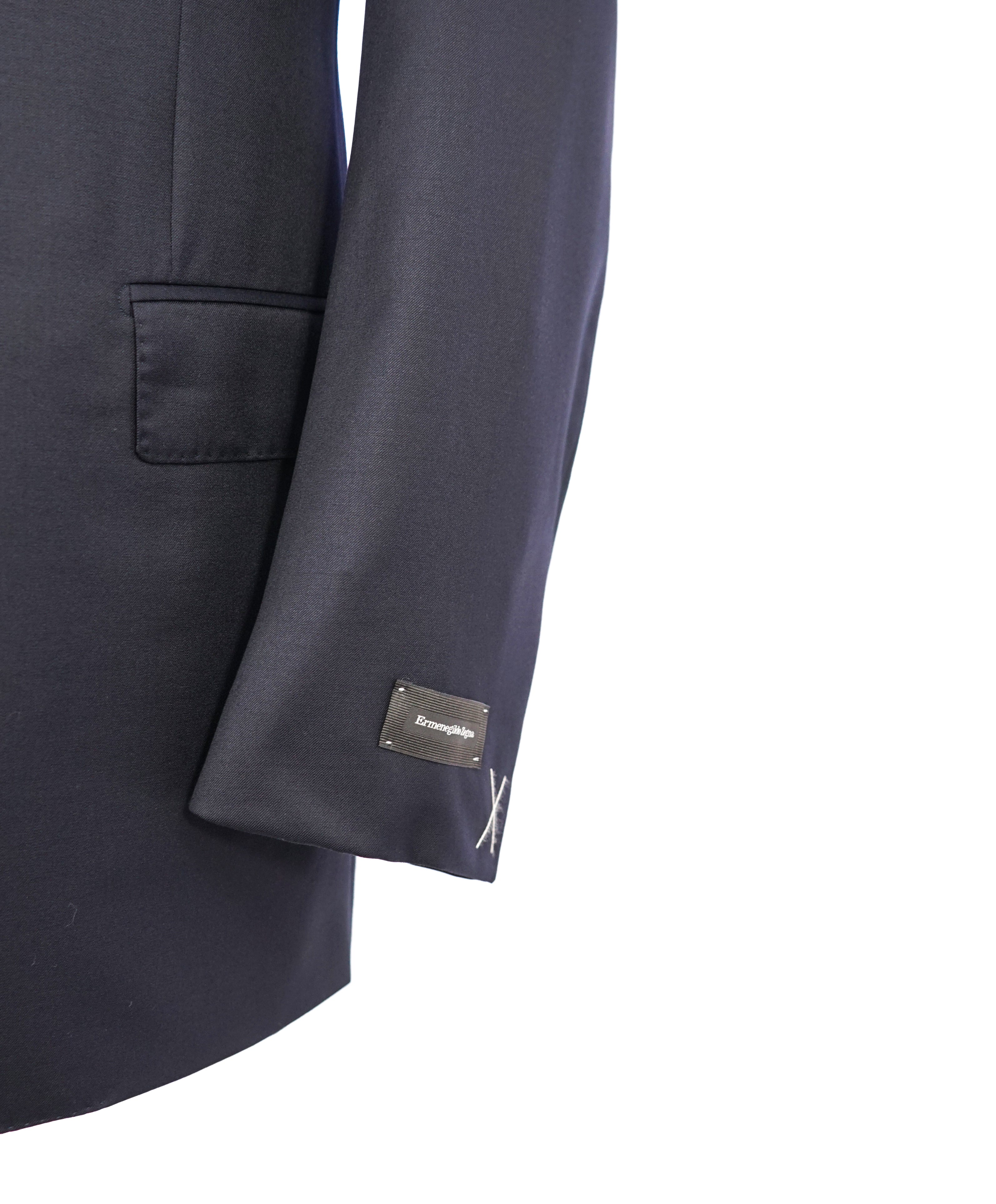 ERMENEGILDO ZEGNA - "Micronsphere" Collection Solid Blue Navy Suit - 46R