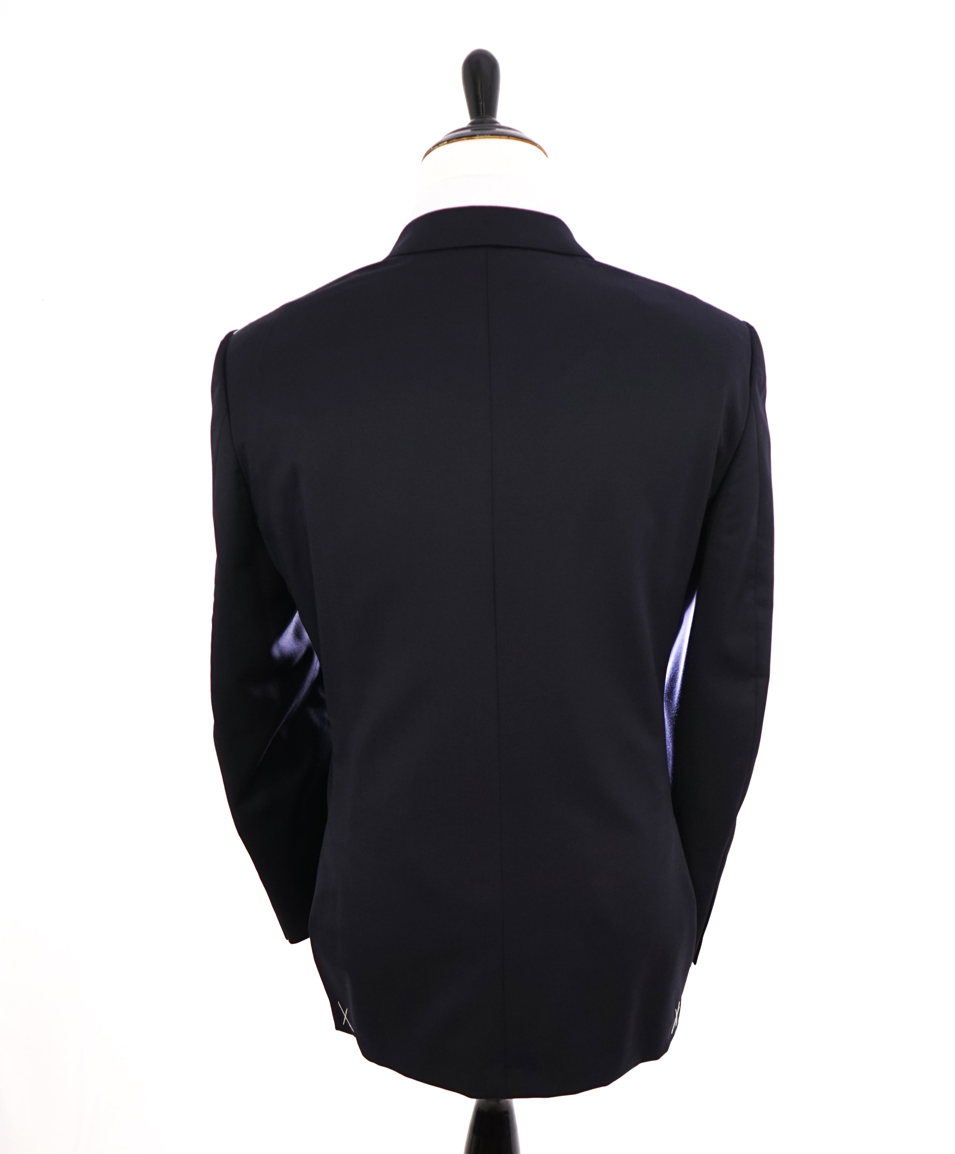 ERMENEGILDO ZEGNA - "Micronsphere" Collection Solid Blue Navy Suit - 46R