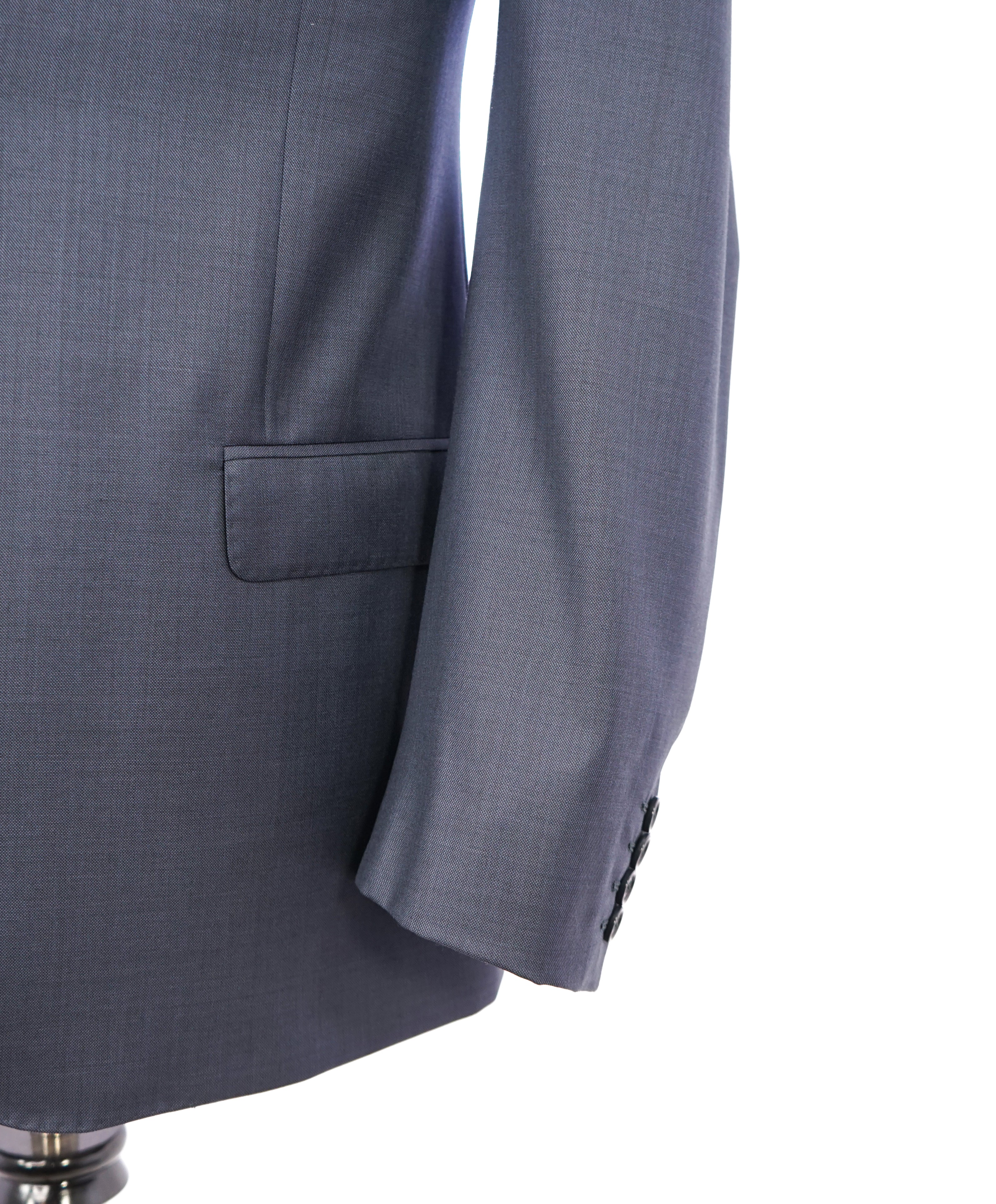 ARMANI COLLEZIONI - "G Line" Steel Blue Solid Notch Lapel 2-Button Suit - 42R