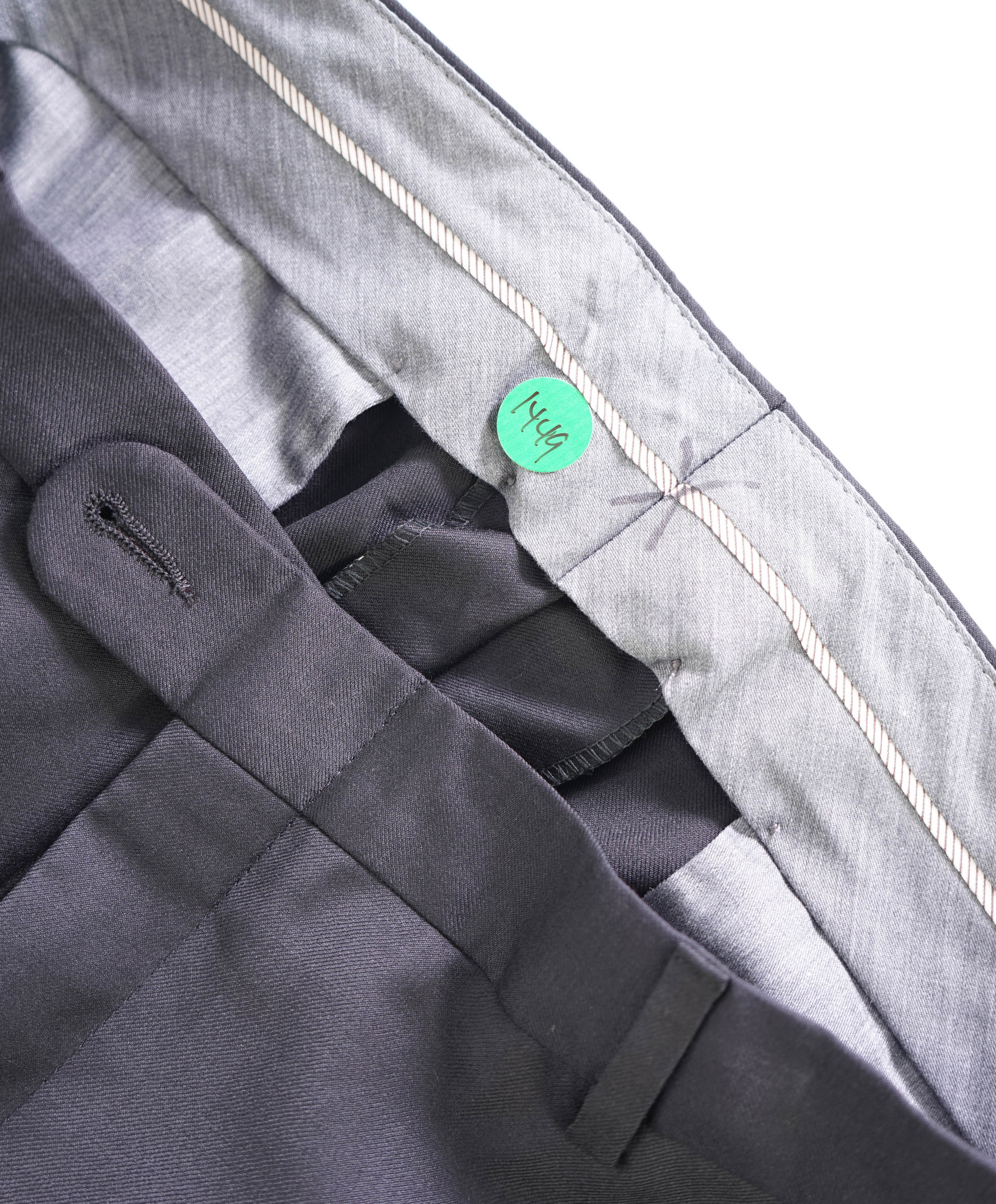 HICKEY FREEMAN - Black *CLOSET STAPLE* Wool Flat Front Dress Pants - 34W