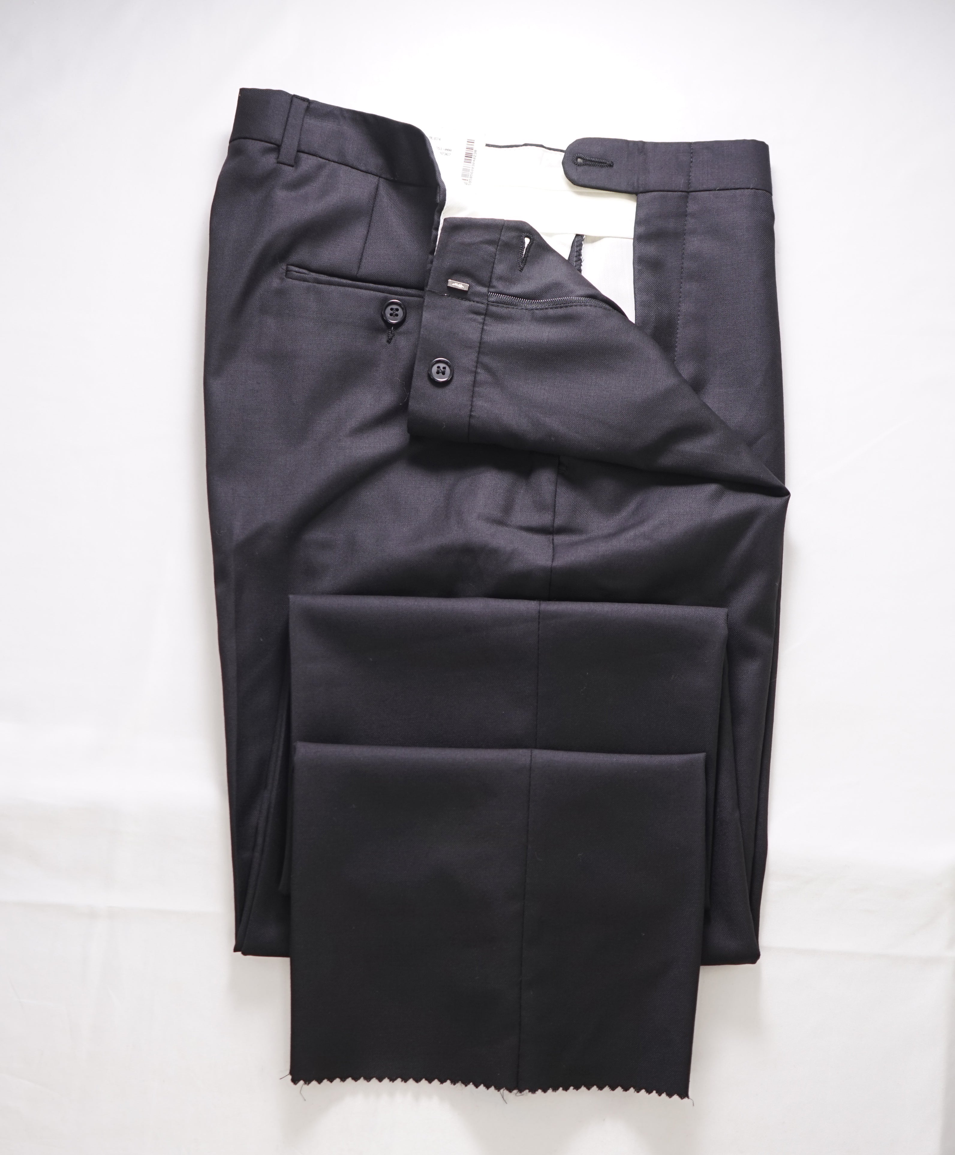HICKEY FREEMAN - Black *CLOSET STAPLE* Wool Flat Front Dress Pants - 32W