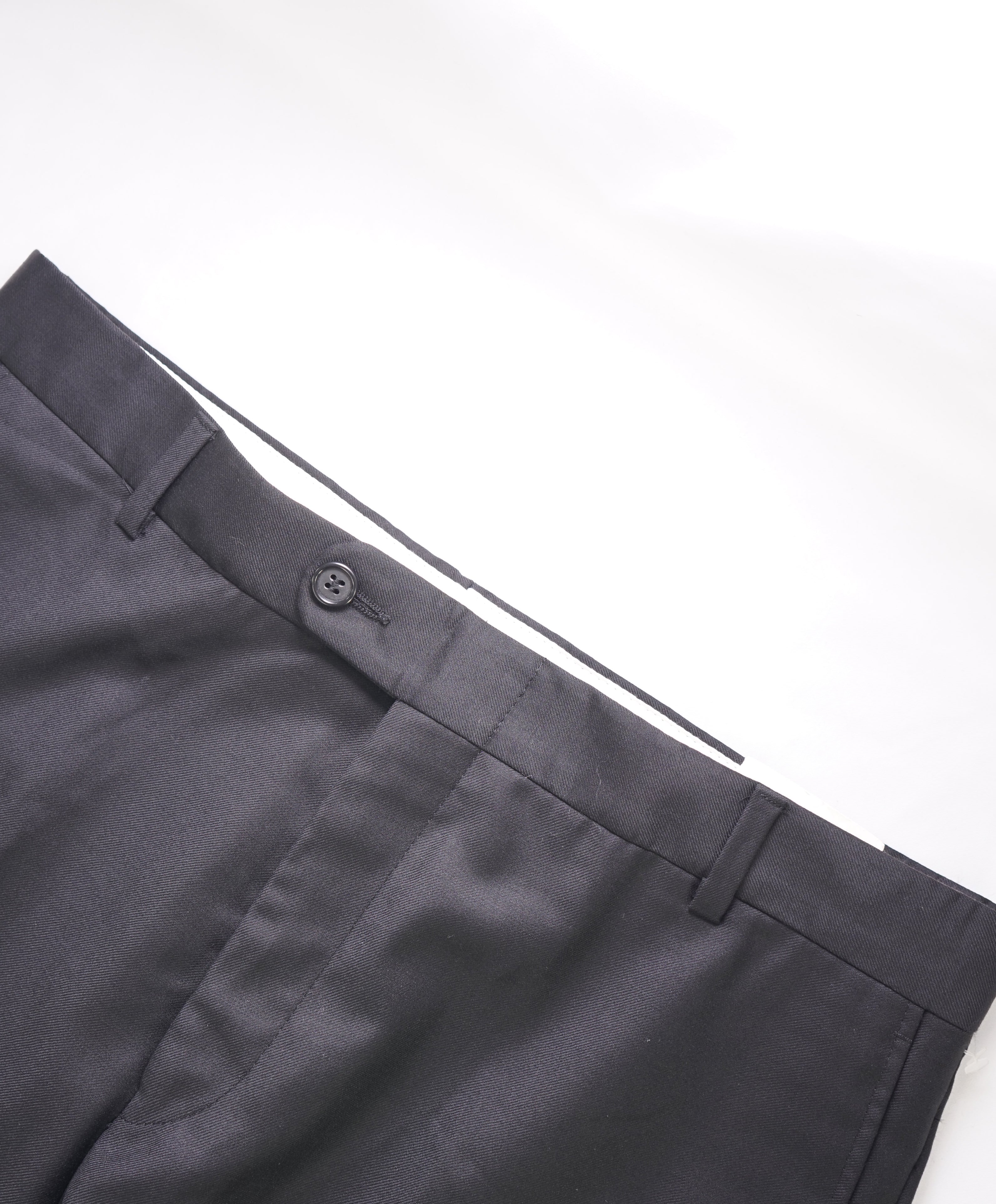HICKEY FREEMAN - Black *CLOSET STAPLE* Wool Flat Front Dress Pants - 32W