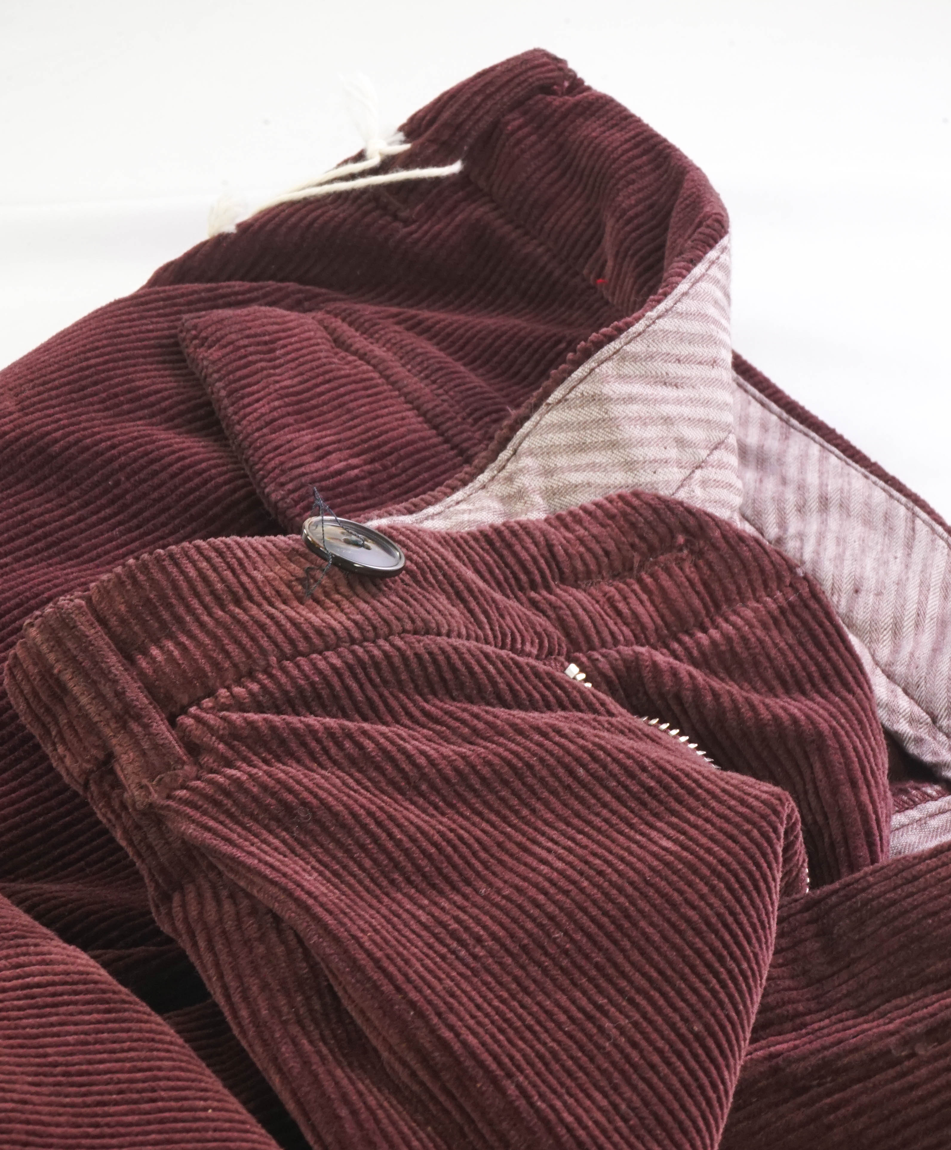 $345 ELEVENTY - Burgundy Brown Corduroy Chino Casual/Slim Pants- 33W