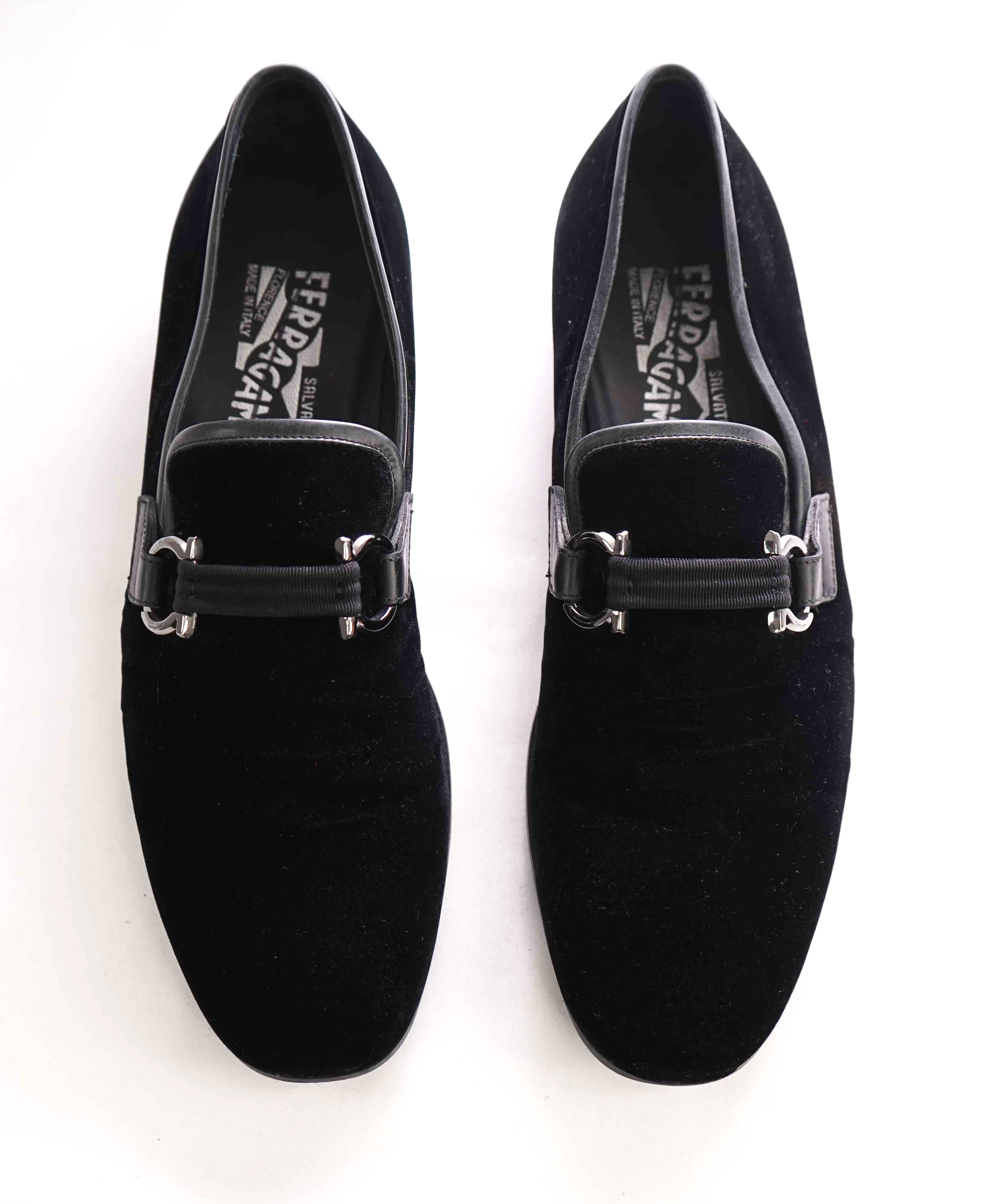 SALVATORE FERRAGAMO - Velvet "PARTY" Black Smoking Loafers - 7 D