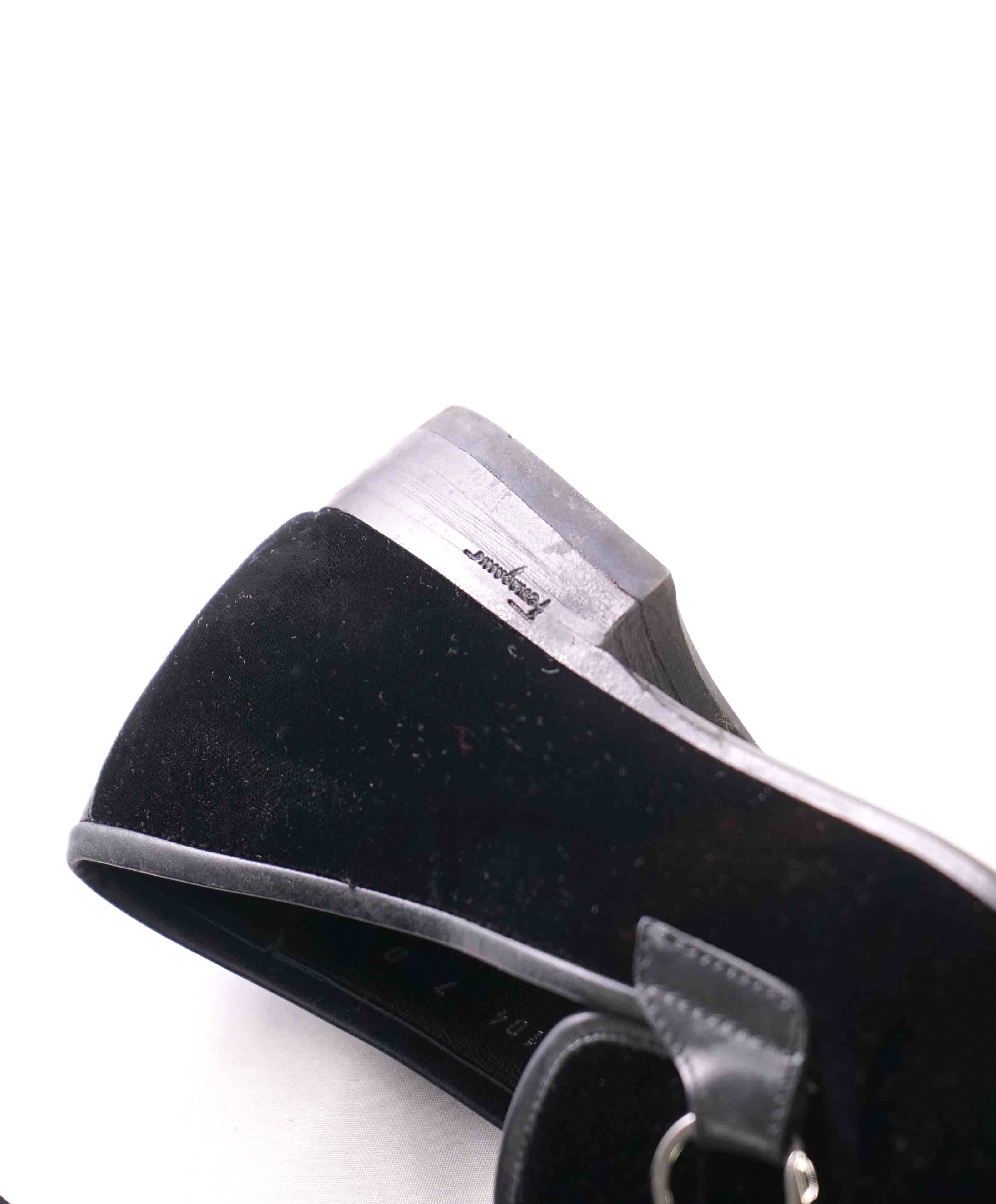 SALVATORE FERRAGAMO - Velvet "PARTY" Black Smoking Loafers - 7 D
