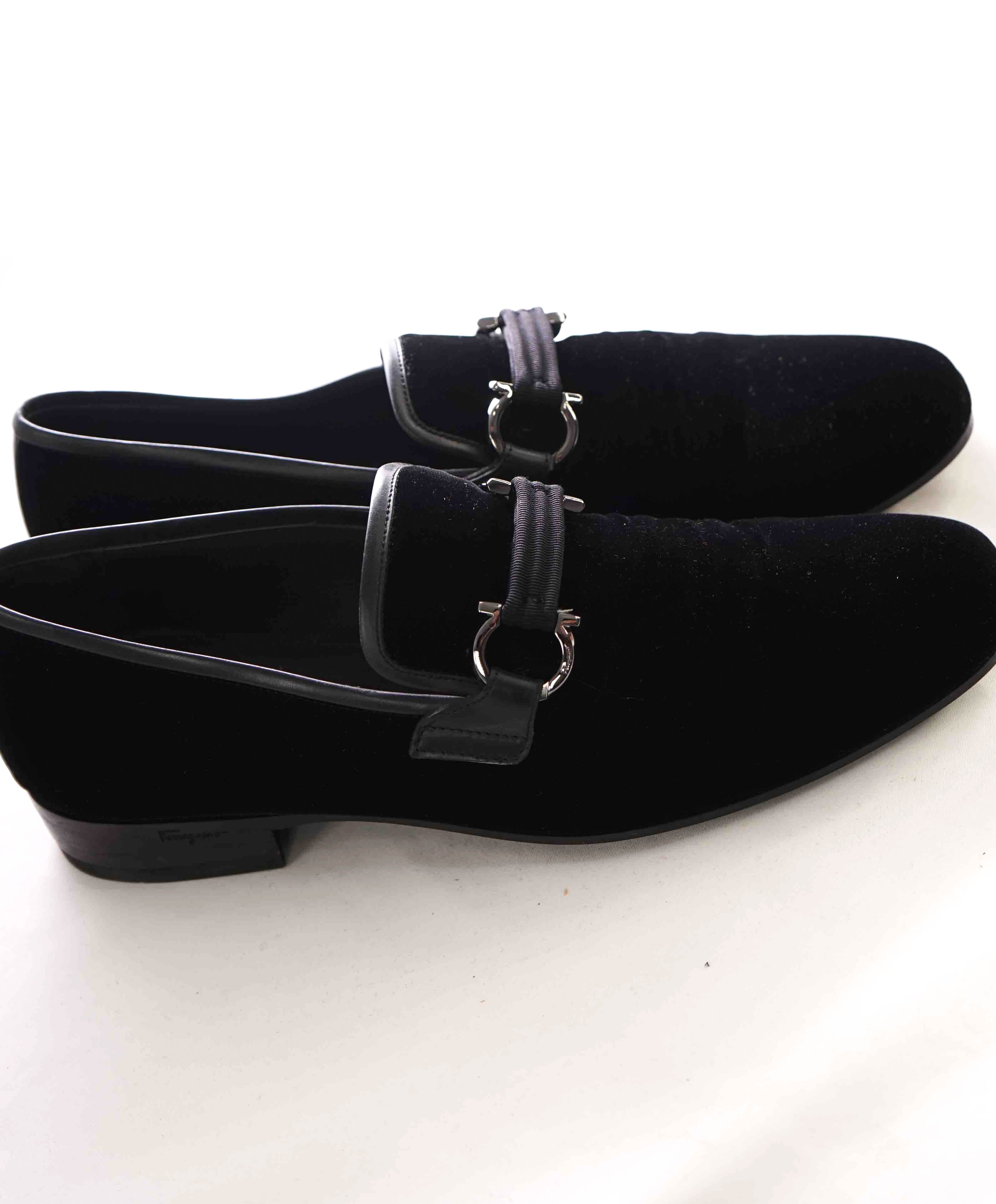SALVATORE FERRAGAMO - Velvet "PARTY" Black Smoking Loafers - 7 D