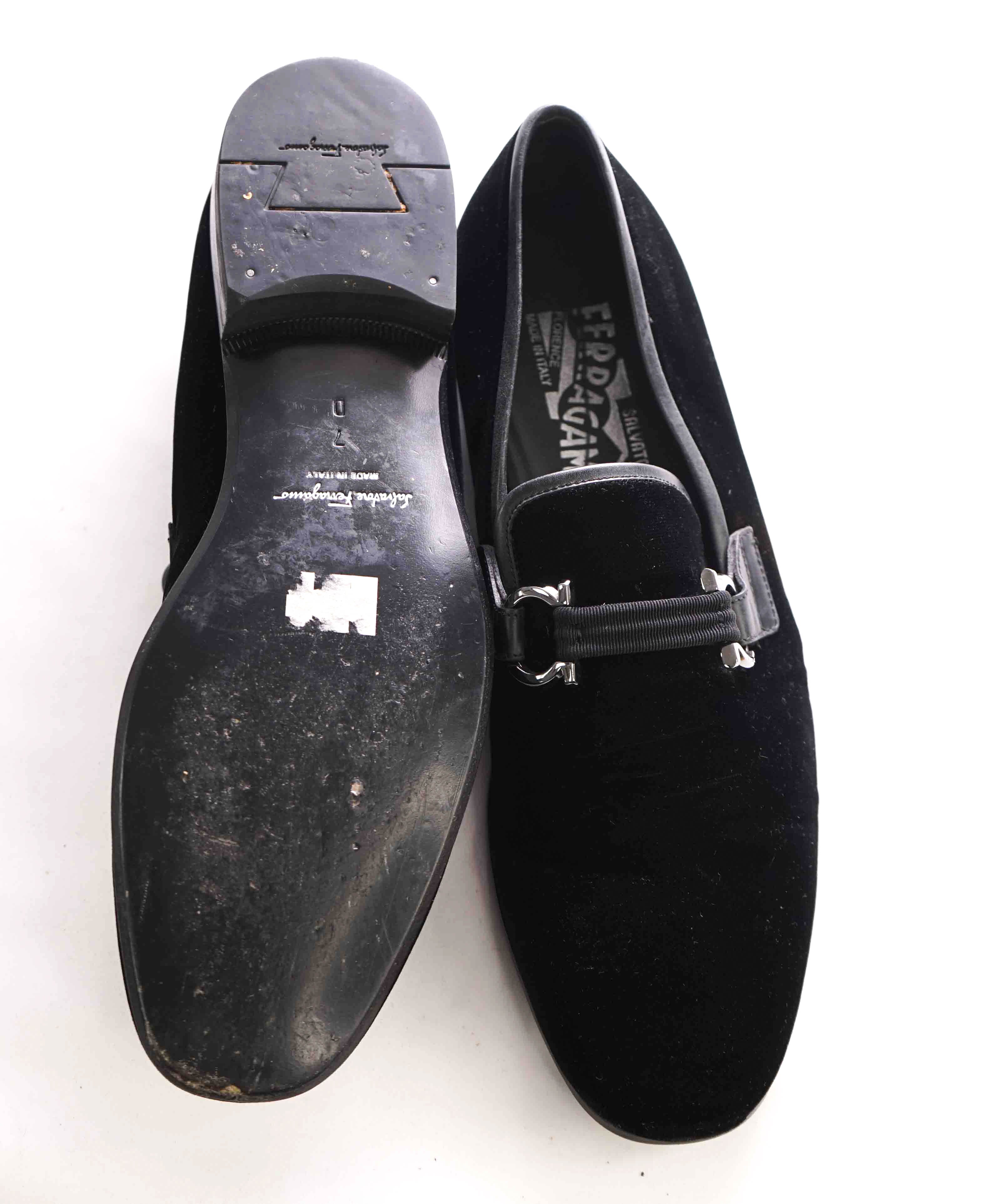 SALVATORE FERRAGAMO - Velvet "PARTY" Black Smoking Loafers - 7 D