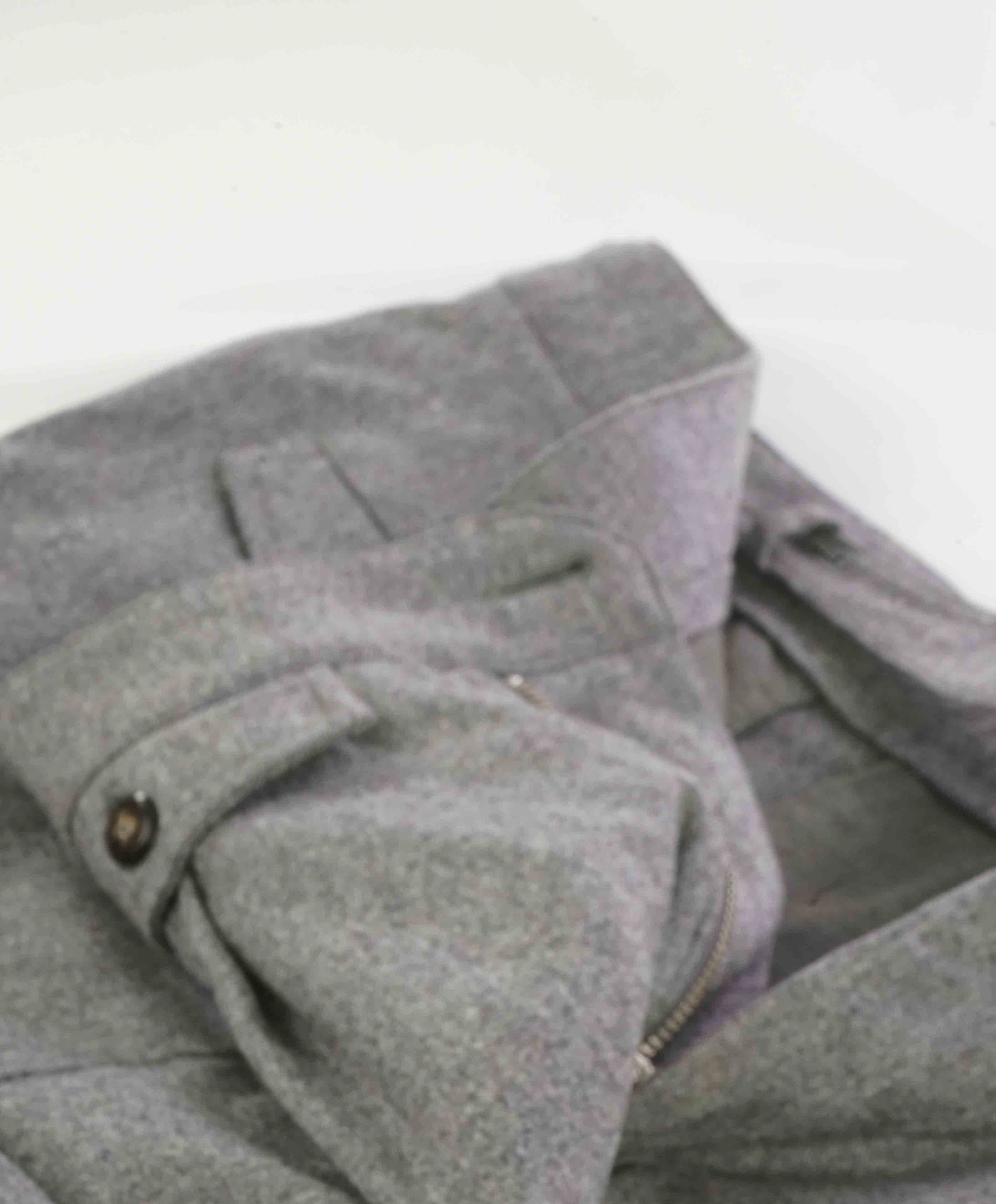 $695 ELEVENTY - *SIDE TAB* CASHMERE/WOOL Belted Neapolitan Dress Pant- 33W