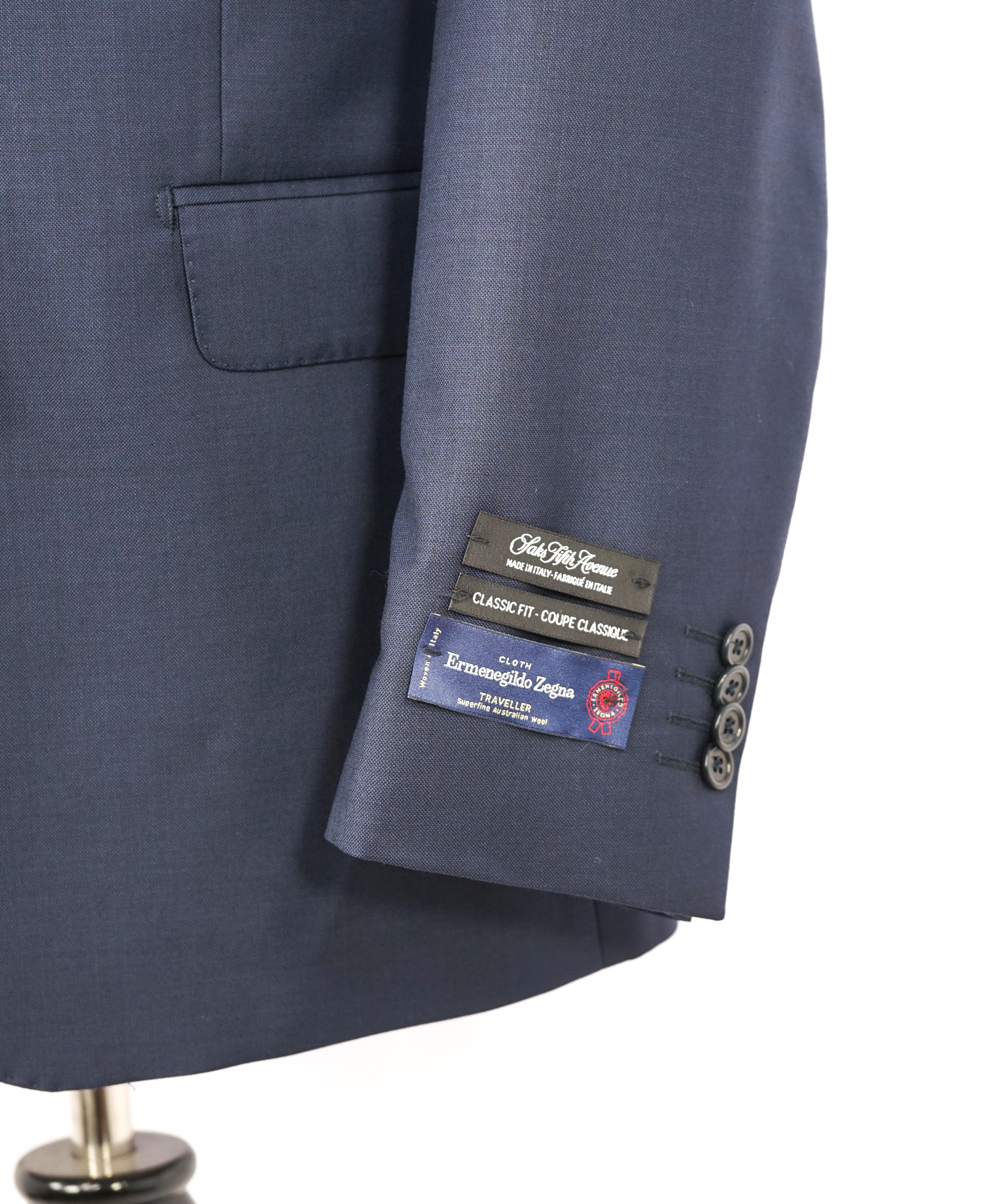 ERMENEGILDO ZEGNA - By SAKS FIFTH AVENUE *TRAVELLER* "Classic" Medium Blue Suit - 42R