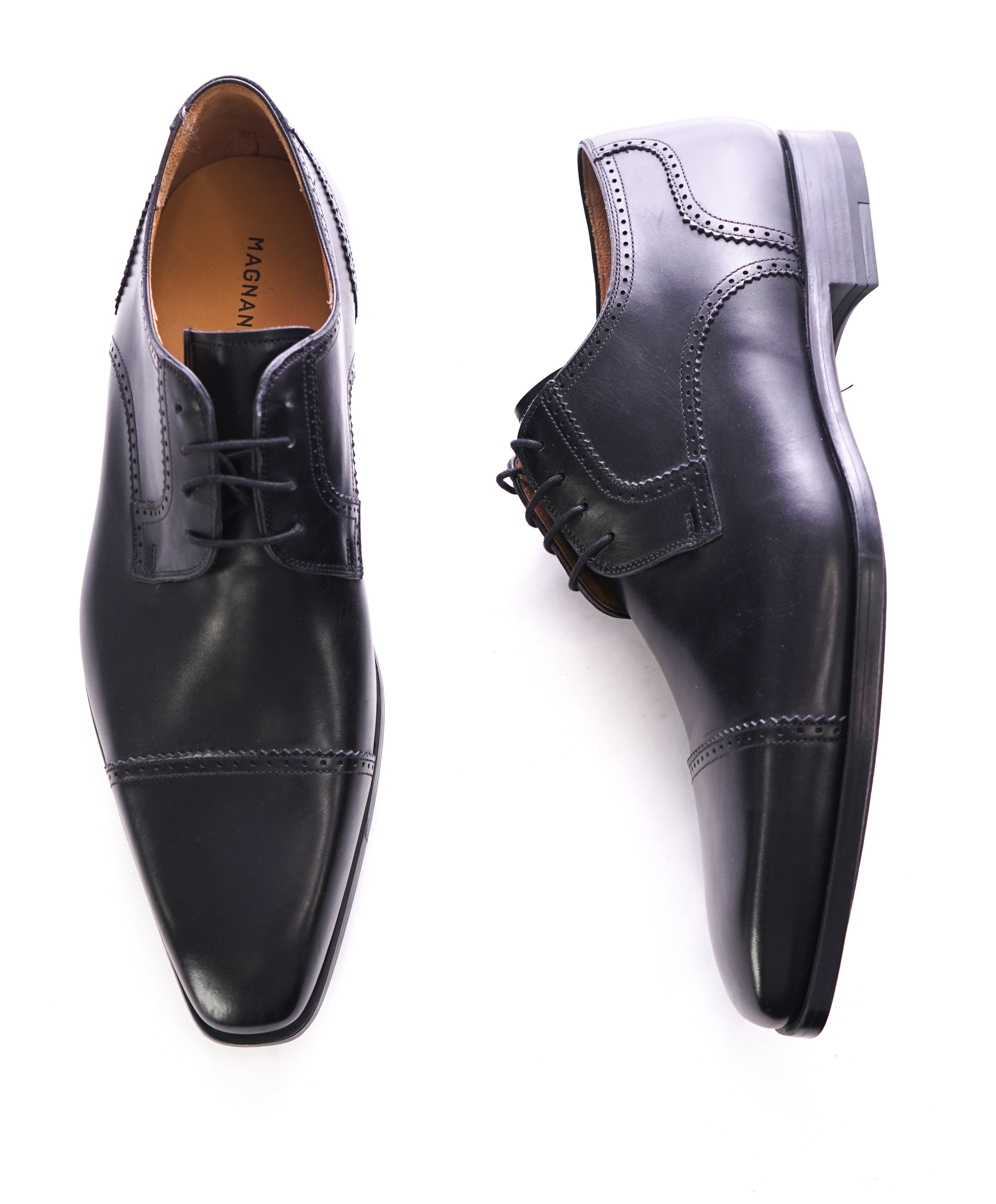 MAGNANNI - Slim Silhouette Detailed Black Cap-Toe Oxfords - 9