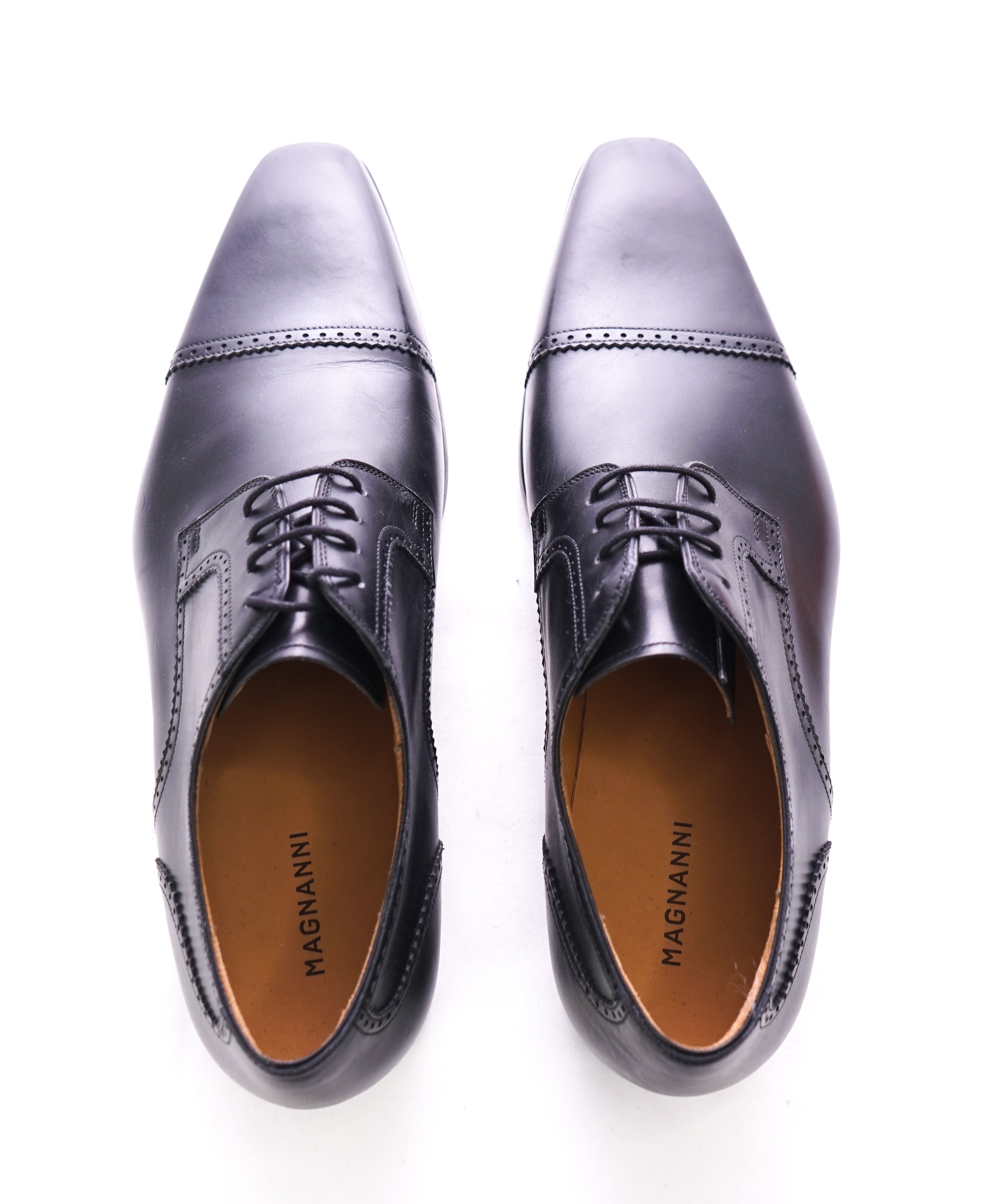 MAGNANNI - Slim Silhouette Detailed Black Cap-Toe Oxfords - 9