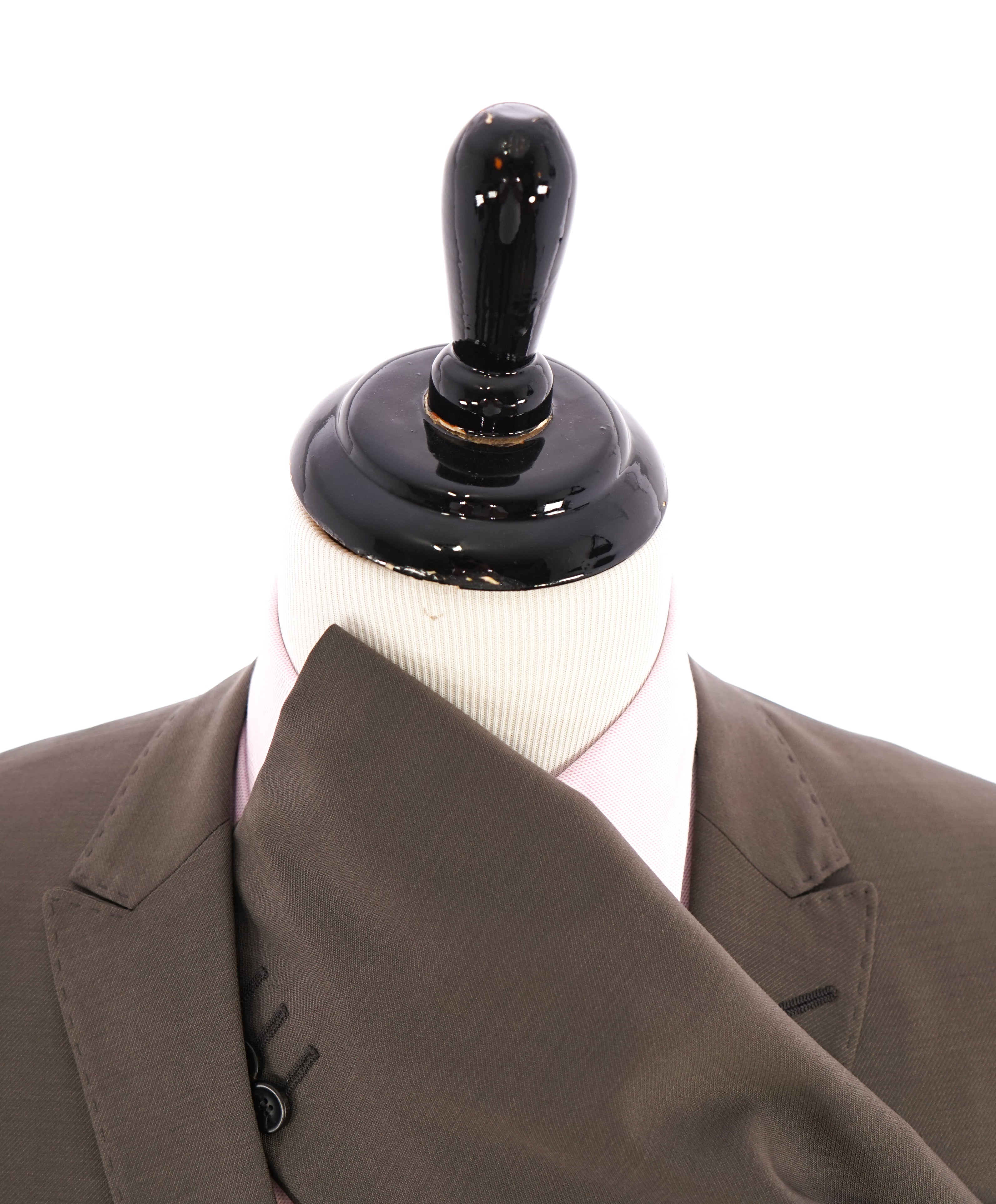 ARMANI COLLEZIONI - Peak Lapel 1-Button Taupe Stone Suit "Slim Drop 8"- 44R