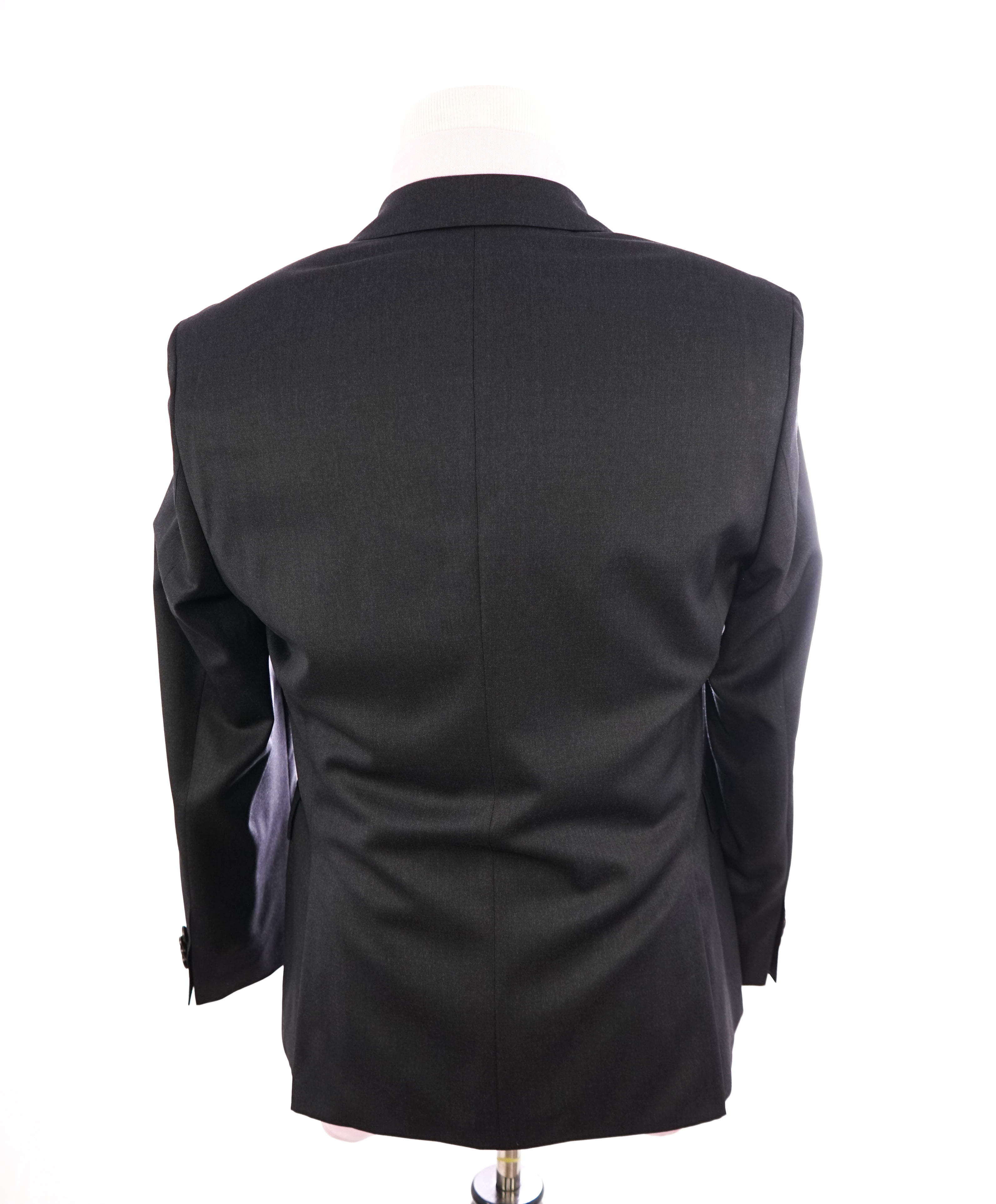 HUGO BOSS - "REDA Super100" Charcoal Gray Suit - 38S