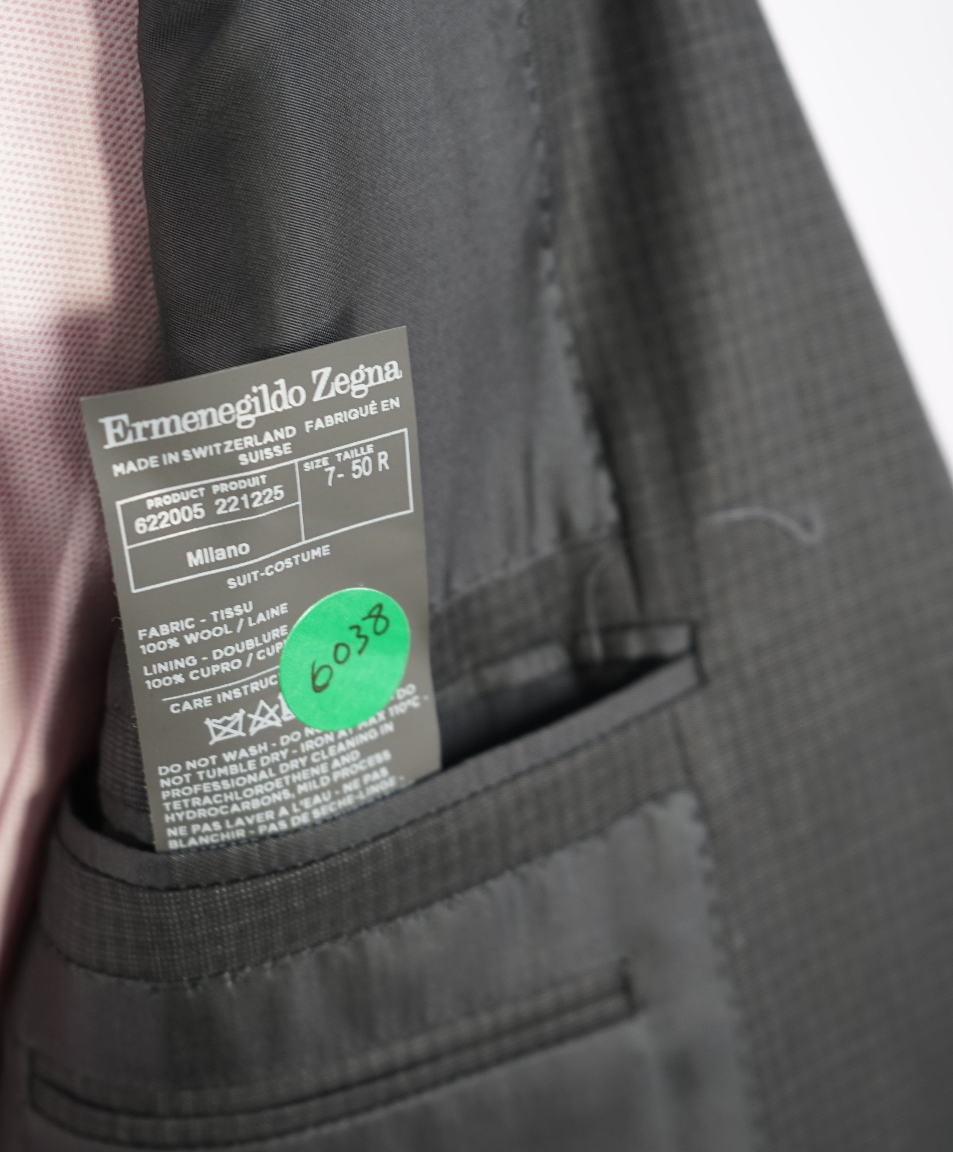 ERMENEGILDO ZEGNA -“MULTISEASON" Black Micro Check "Milano" Suit - 40R