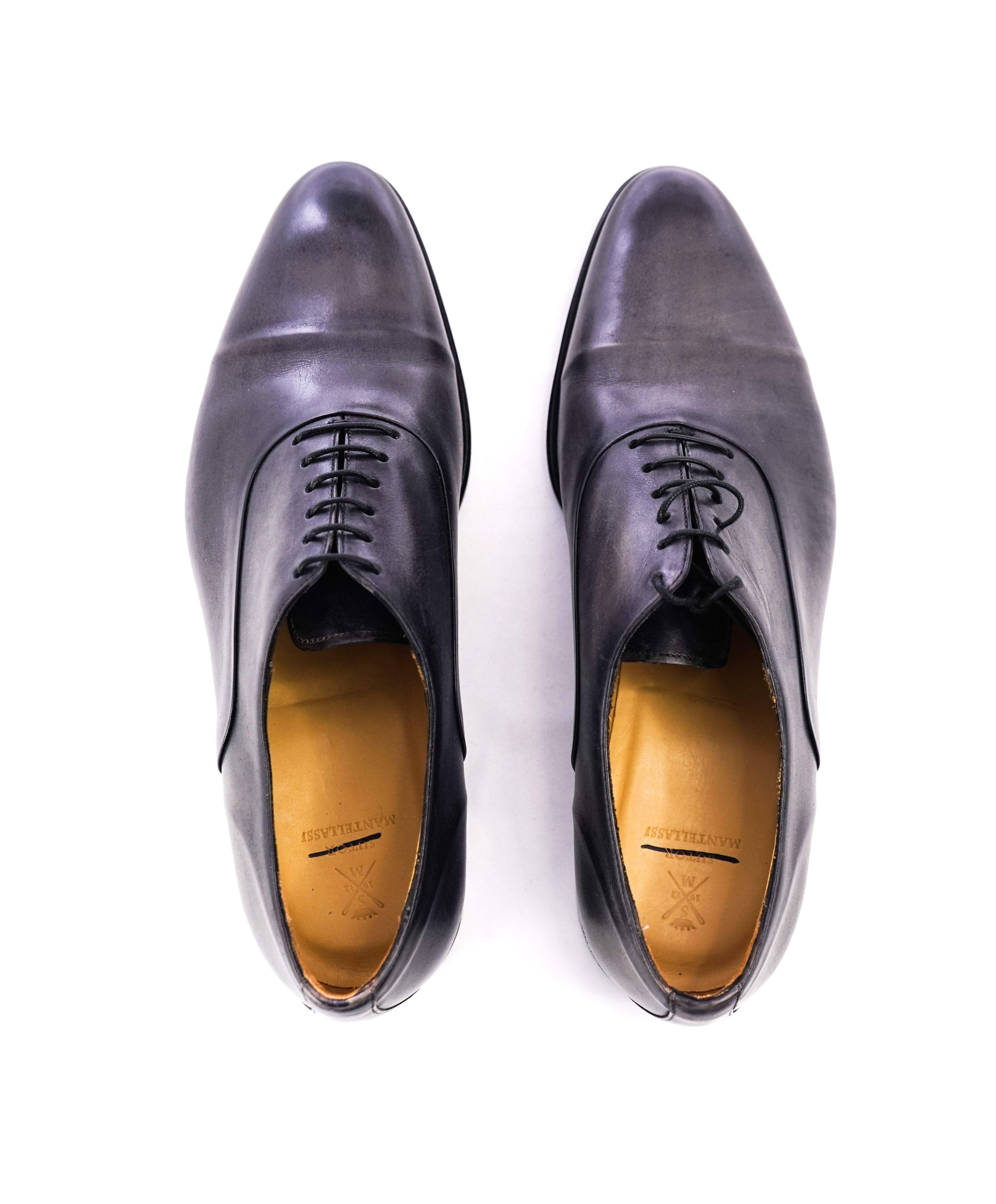 SUTOR MANTELLASSI - "Wholecut" Gray Slim Silhouette Oxford - 9 W US