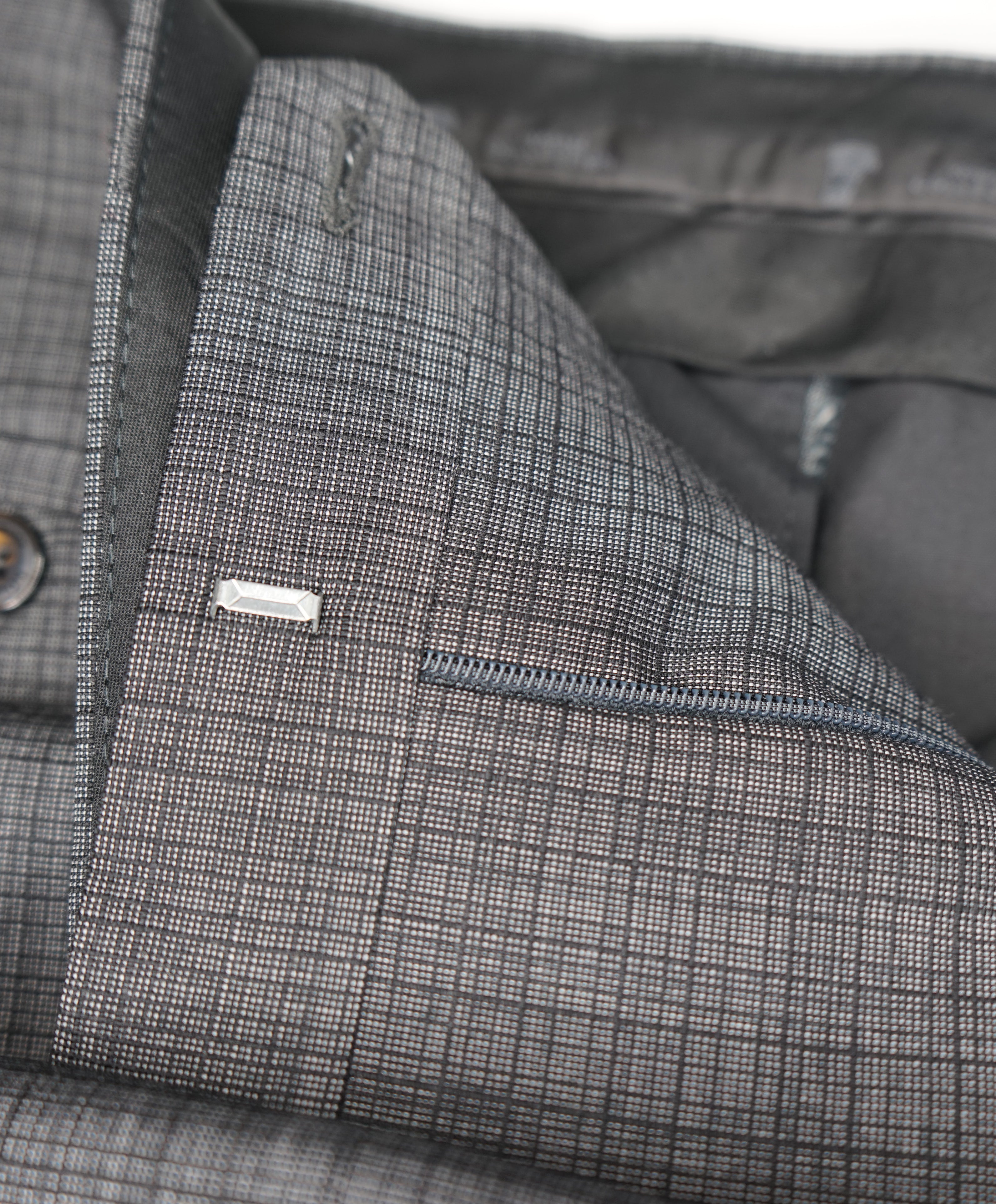 VERSACE COLLECTION - Abstract Check Gray Wool Suit Logo Buttons - 38R
