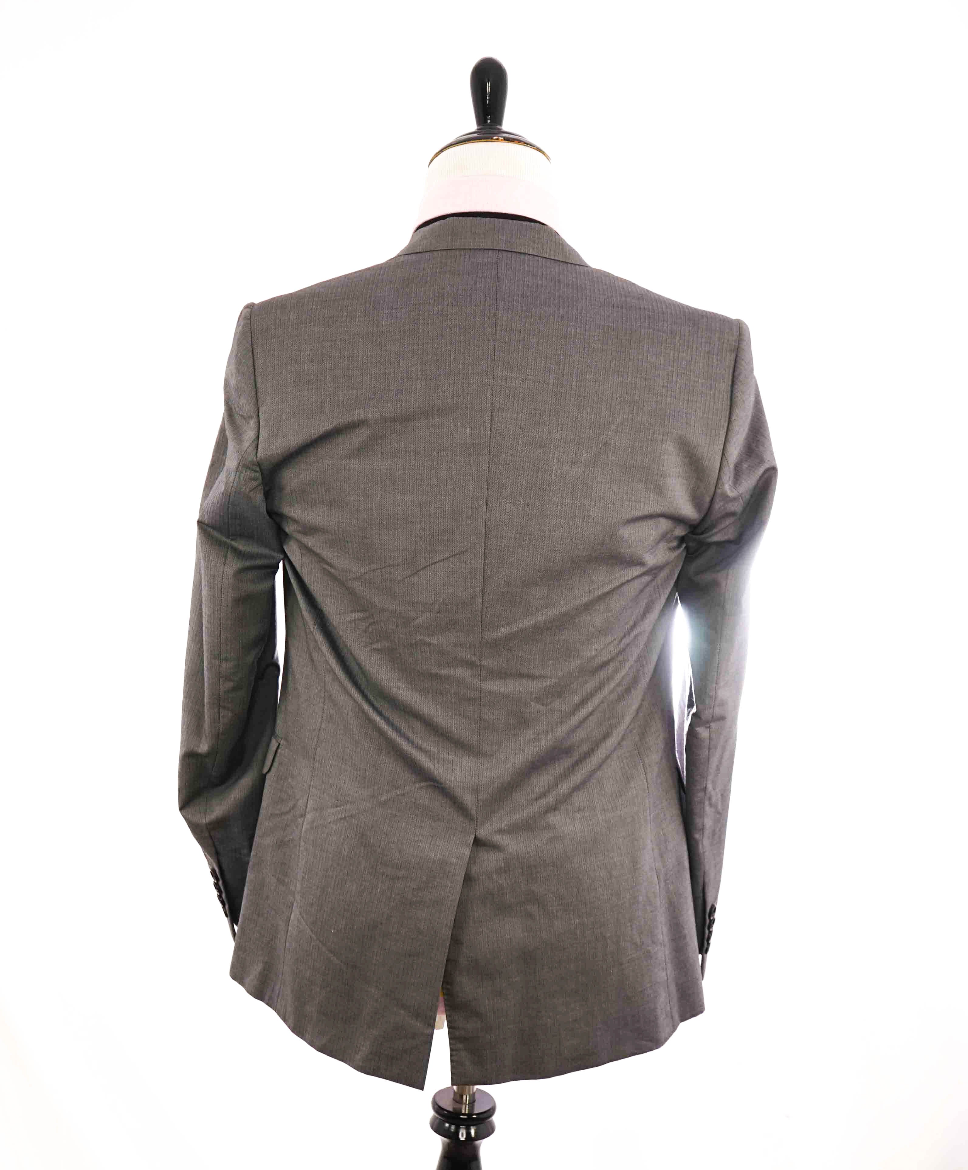 $2,400 DIOR - Christian Dior Cotton / SILK Gray Skinny Lapel Blazer - 38L