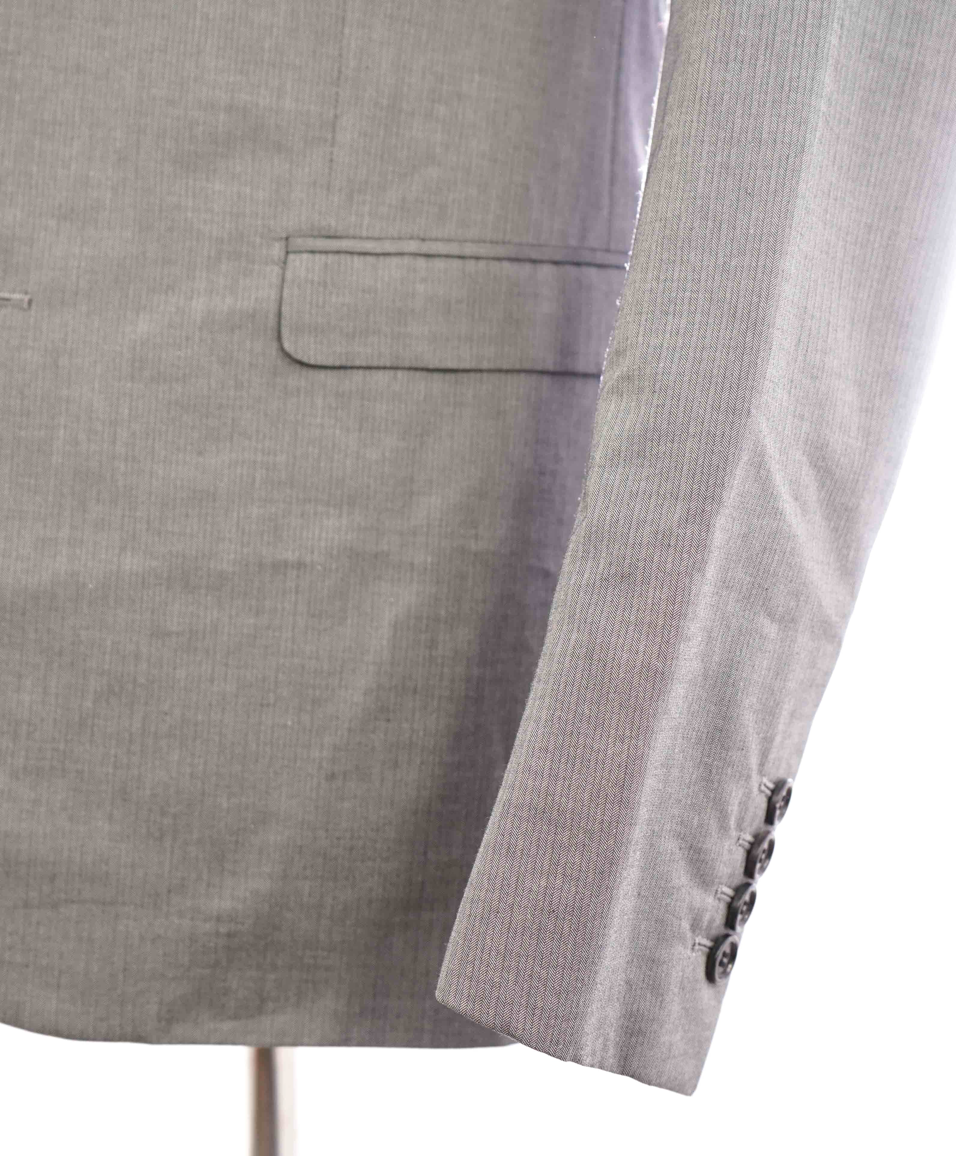 $2,400 DIOR - Christian Dior Cotton / SILK Gray Skinny Lapel Blazer - 38L