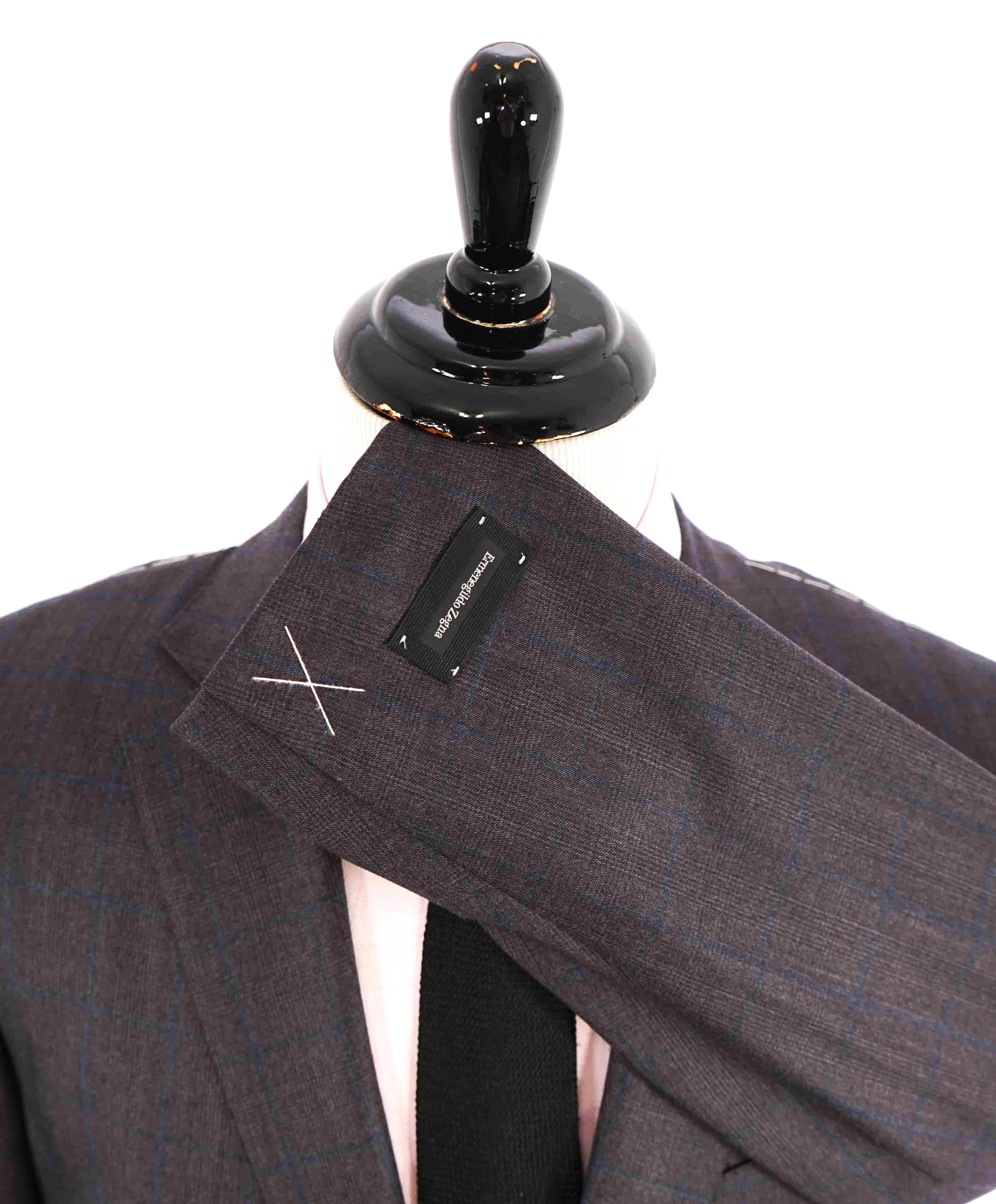 $3,290 ERMENEGILDO ZEGNA- “TORFEO 600” Burgundy & Blue Check Blazer- 46R