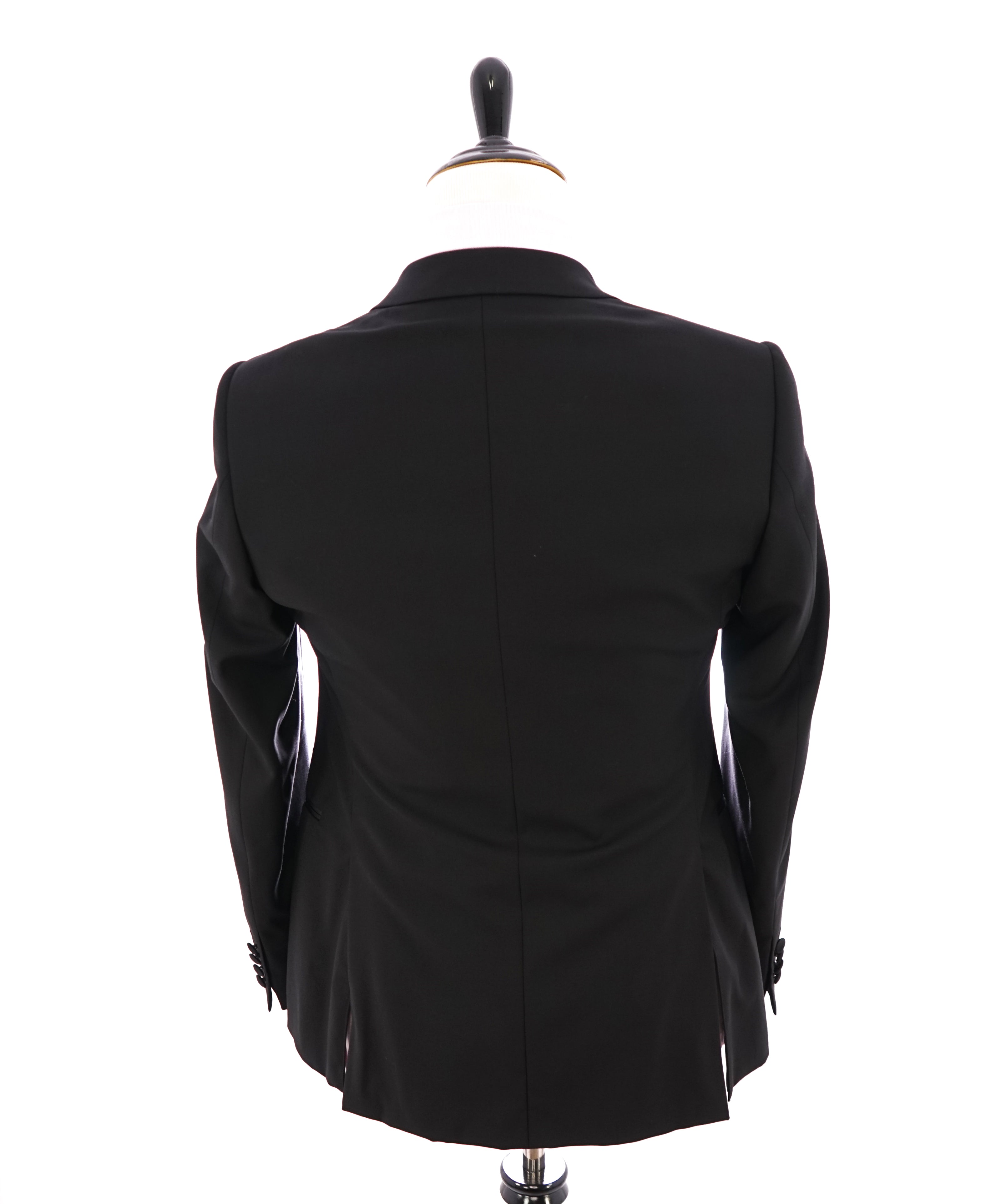ARMANI COLLEZIONI - Black Textured Peak Lapel "M Line" Slim Suit - 38R