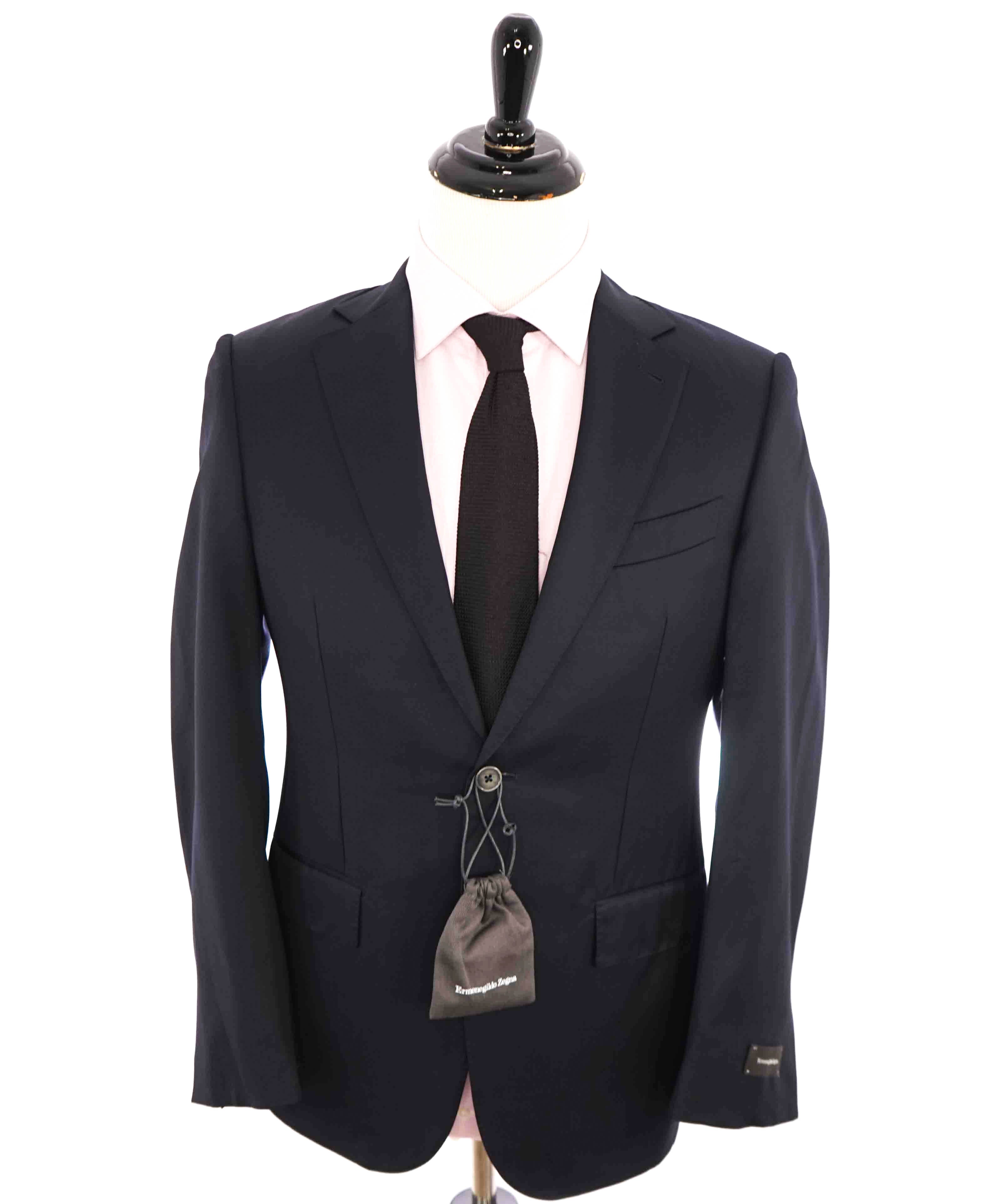 $3,250 ERMENEGILDO ZEGNA - "MICRONSPHERE" *Closet Staple* Navy Suit - 40L