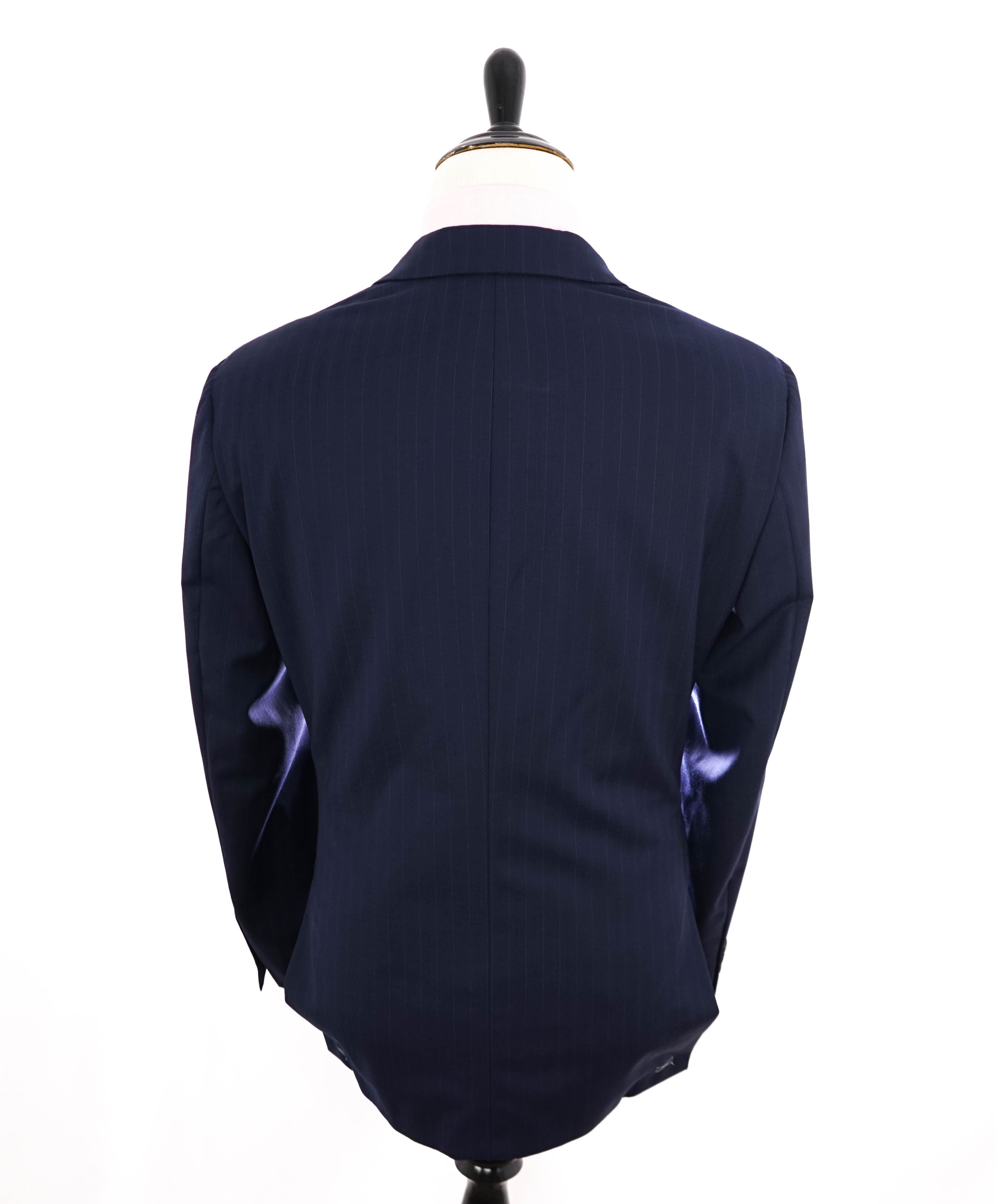 HICKEY FREEMAN - Blue on Blue Pencil Stripe Wool "Milburn ii" Suit USA - 44R