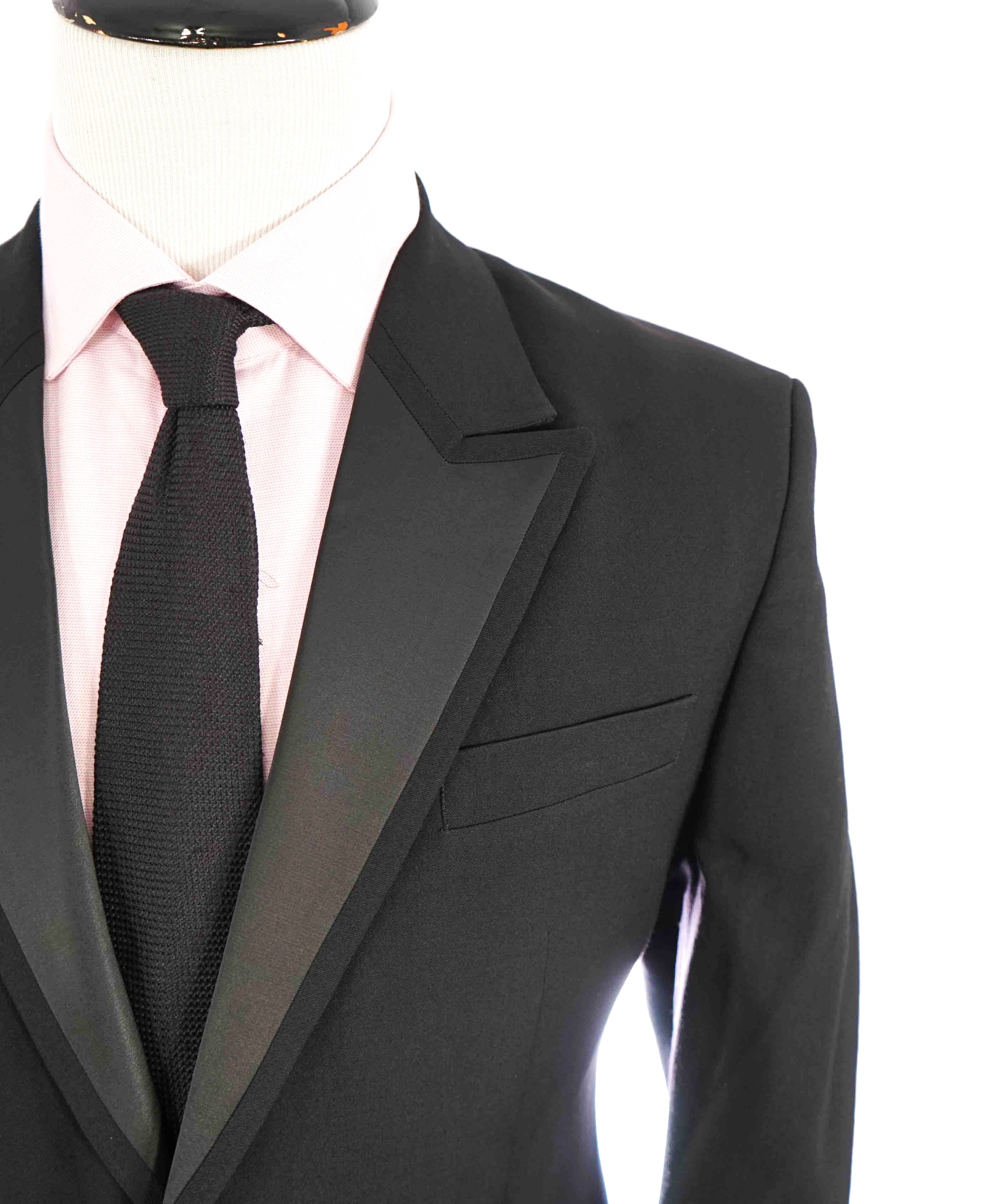 $1,195 VERSACE COLLECTION - Black PEAK LAPEL TuxDinner Jacket Blazer - 42R