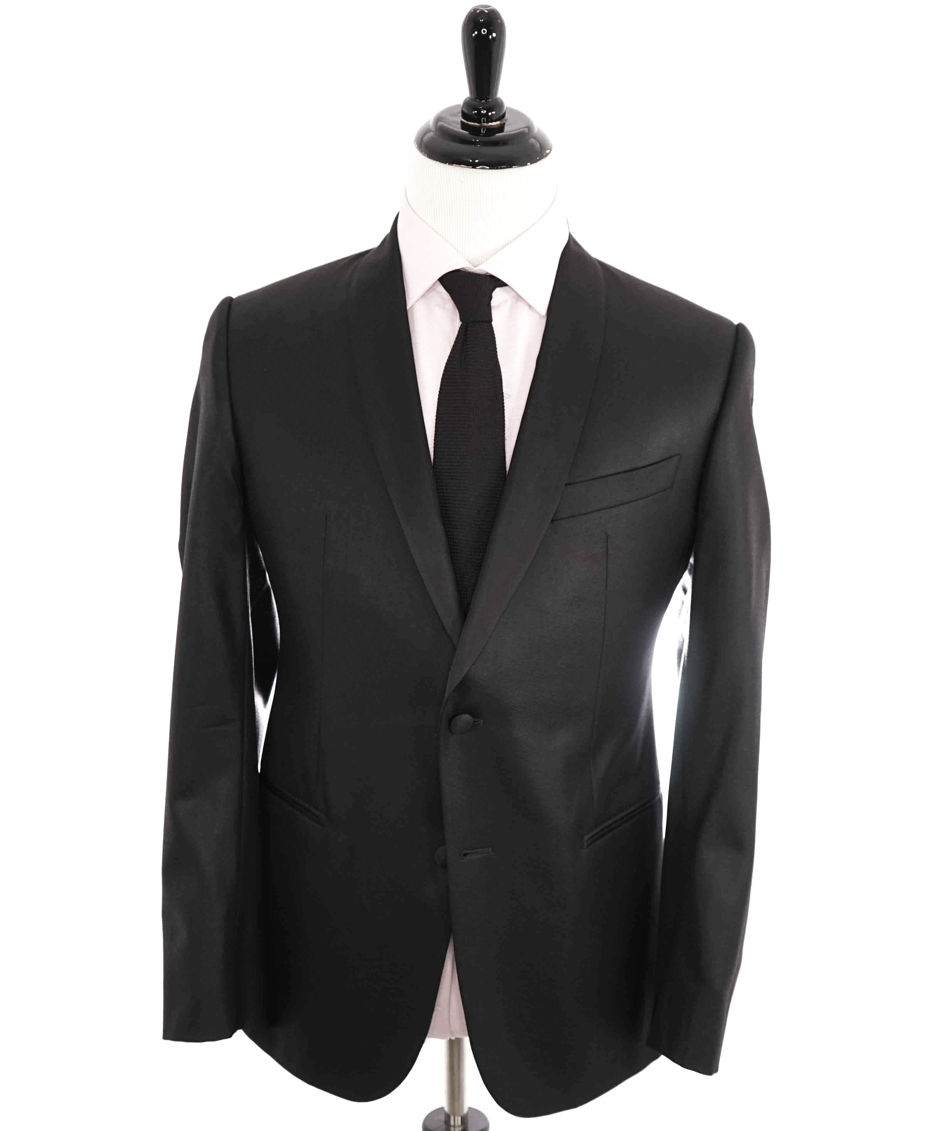 $2,295 ARMANI COLLEZIONI - "M Line" Shawl Collar Diamond Tuxedo Suit - 44R 39W
