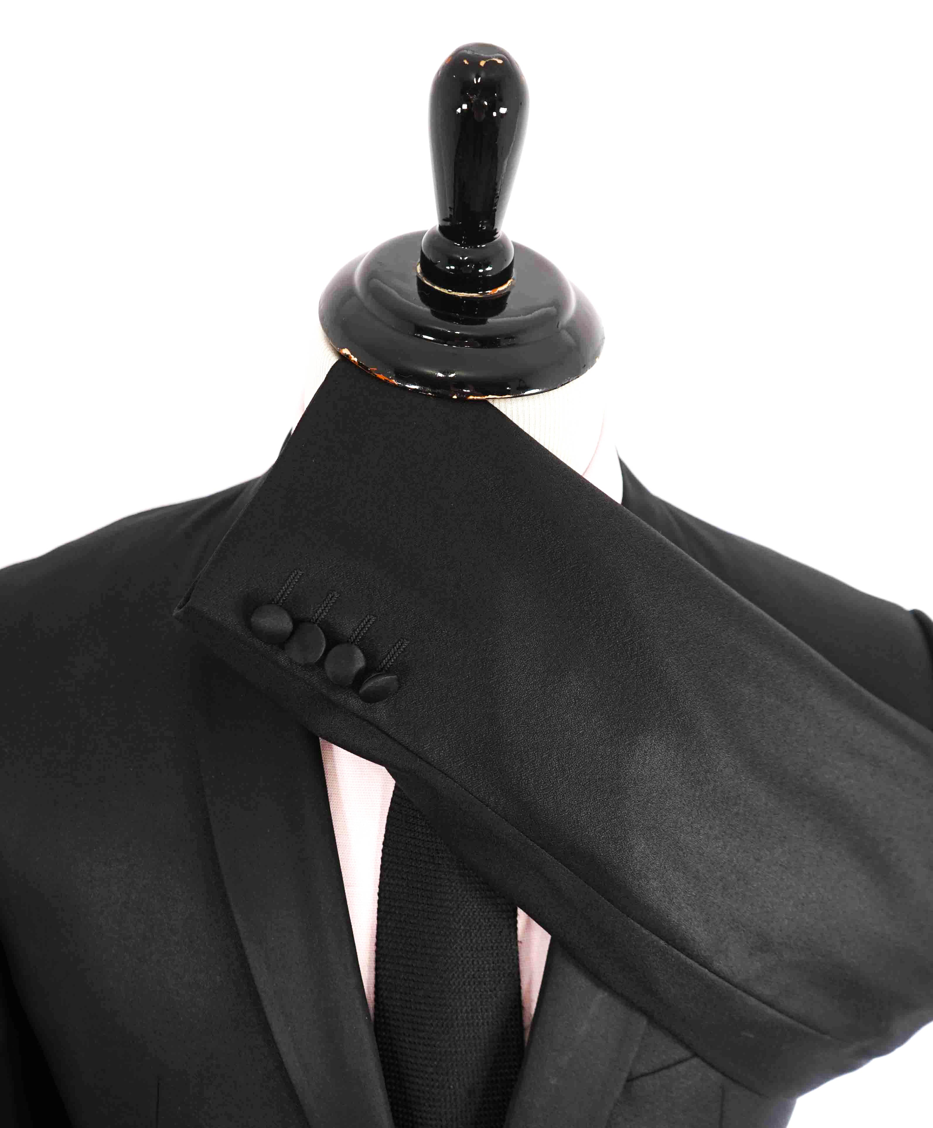 $2,295 ARMANI COLLEZIONI - "M Line" Shawl Collar Diamond Tuxedo Suit - 44R 39W